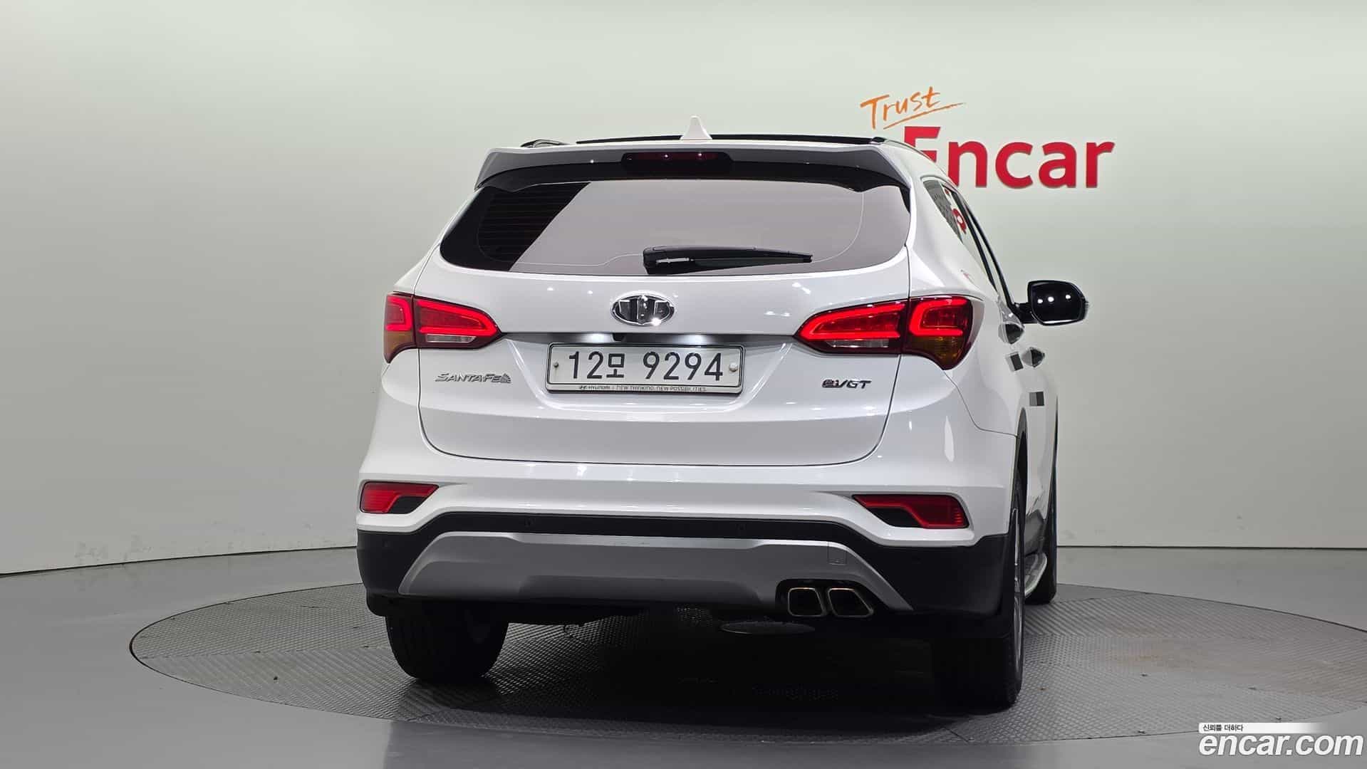 Santafe Hyundai 2016.1-OUTER-004
