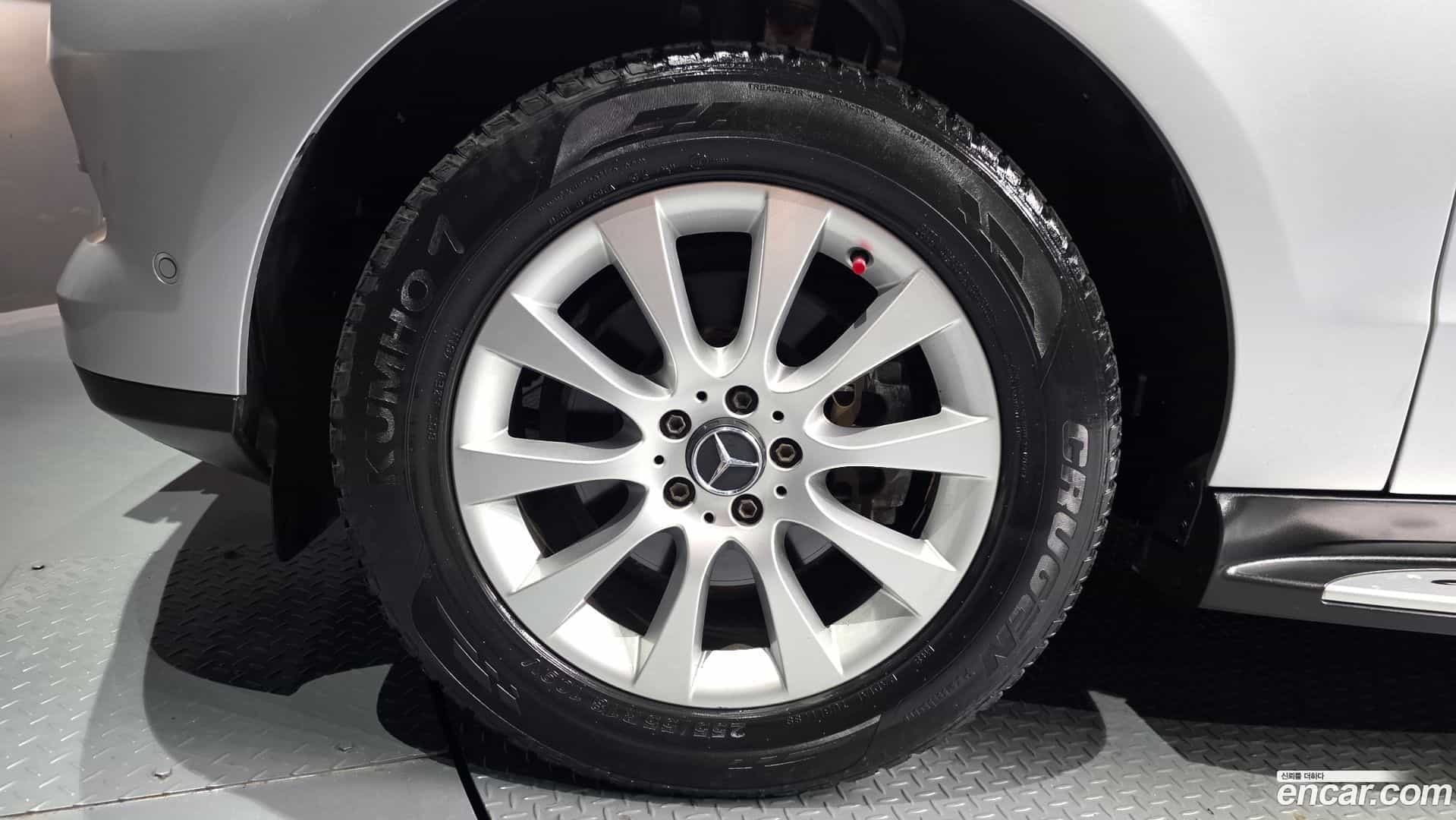 M-class Mercedes-Benz 2012.7-OUTER-005