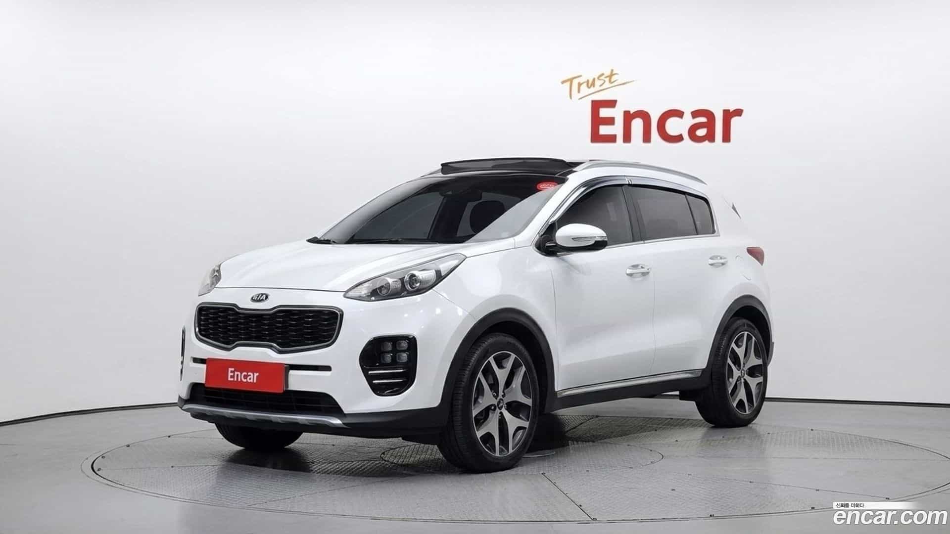 Sportage Kia 2015.9-OUTER-001