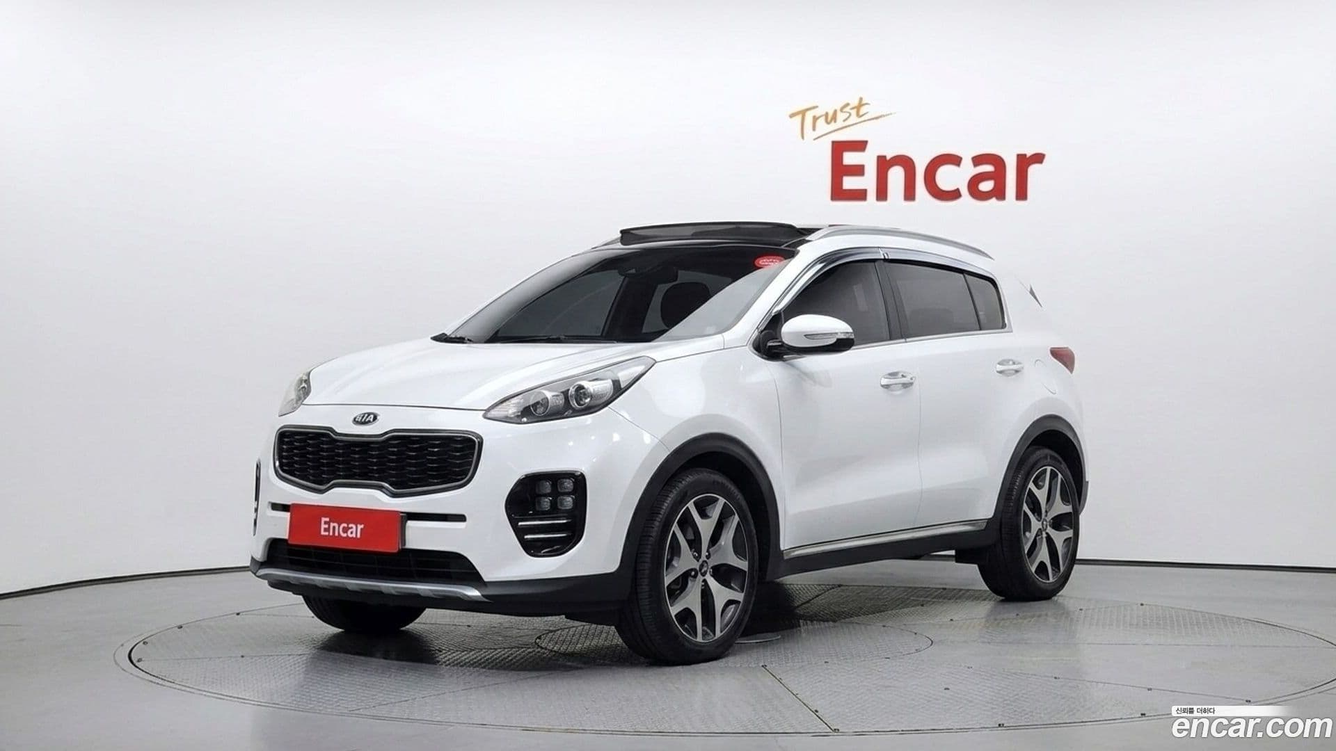 Main__Slider__Photo:Sportage Kia 2015.9-0