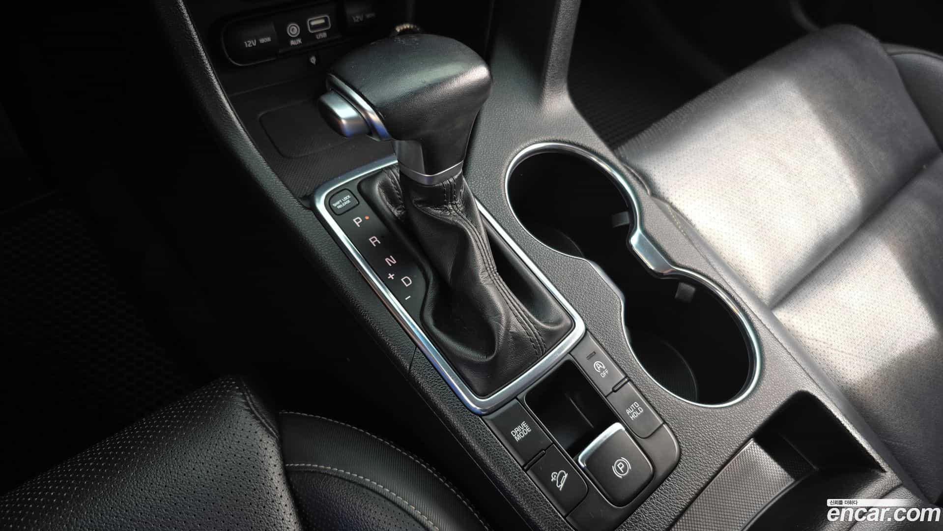 Sportage Kia 2015.9-INNER-009