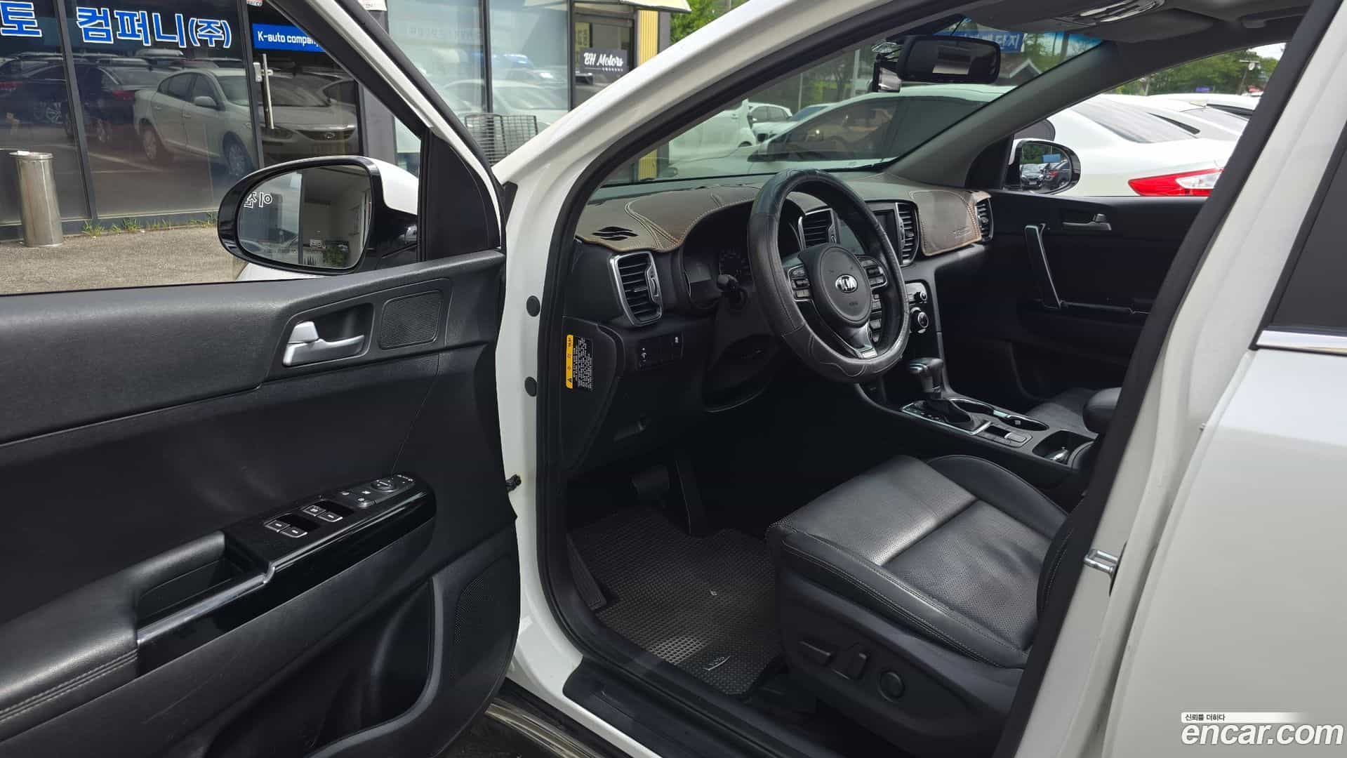 Sportage Kia 2015.9-INNER-010