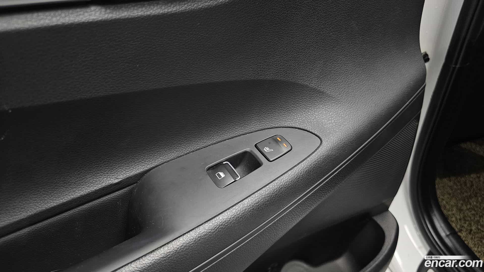 Grandeur Hyundai 2019.3-OPTION-023