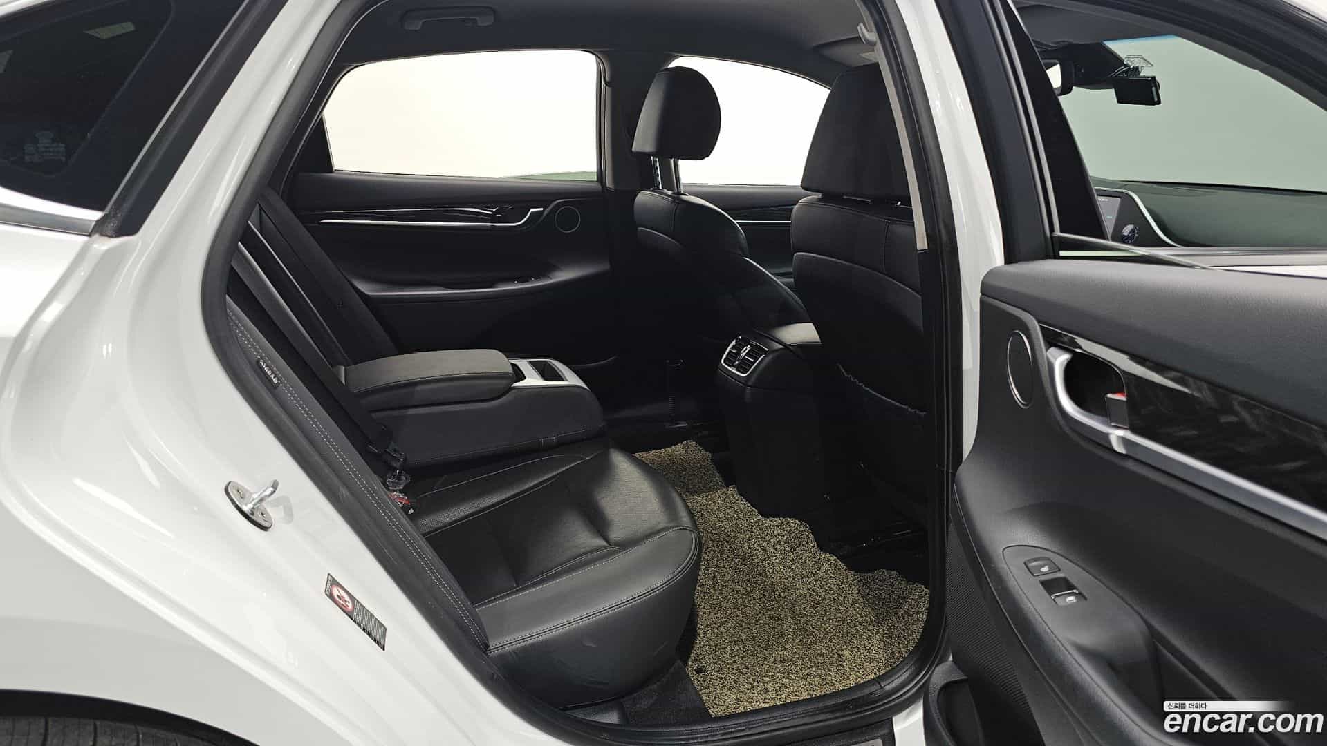 Grandeur Hyundai 2019.3-INNER-036