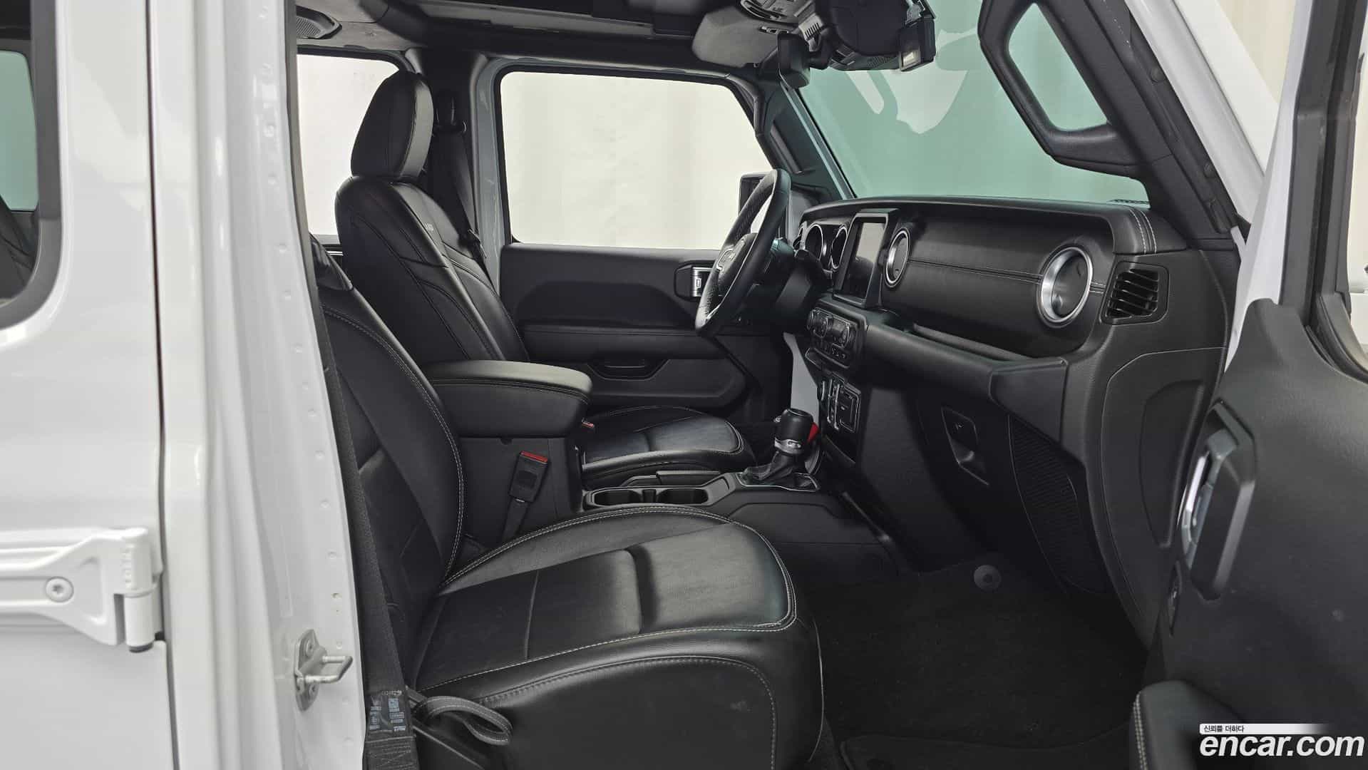 Wrangler Jeep 2023.6-INNER-036