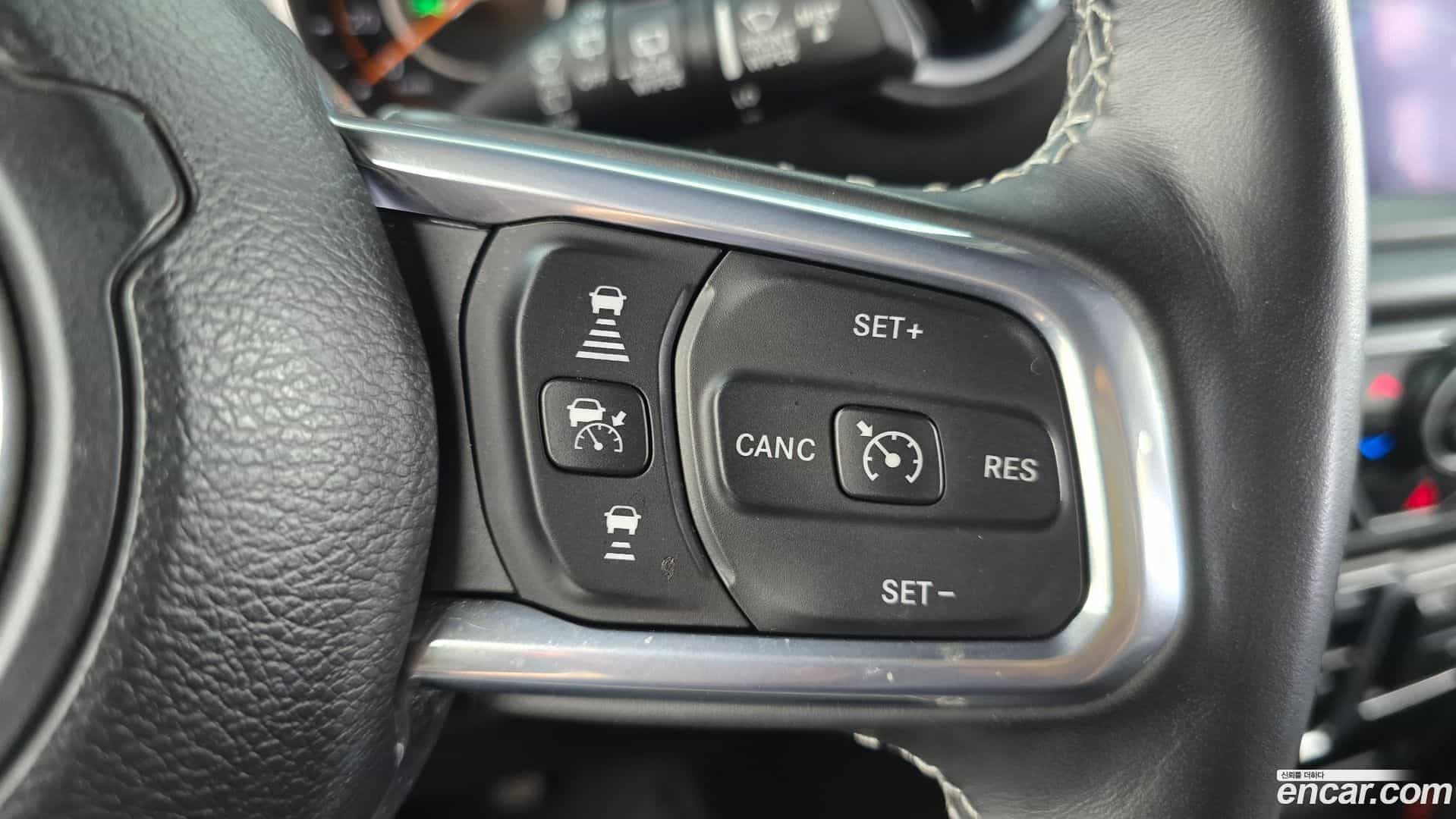 Wrangler Jeep 2023.6-OPTION-041