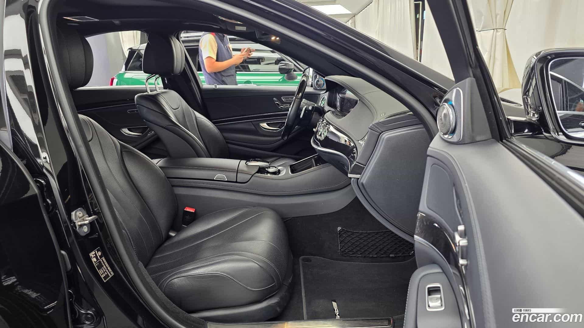S-Class Mercedes-Benz 2020.4-OPTION-015