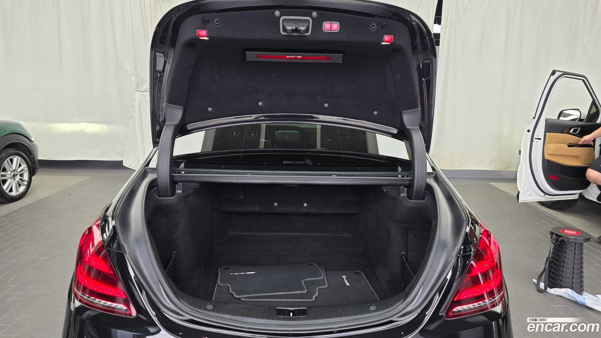 S-Class Mercedes-Benz 2020.4-OPTION-024