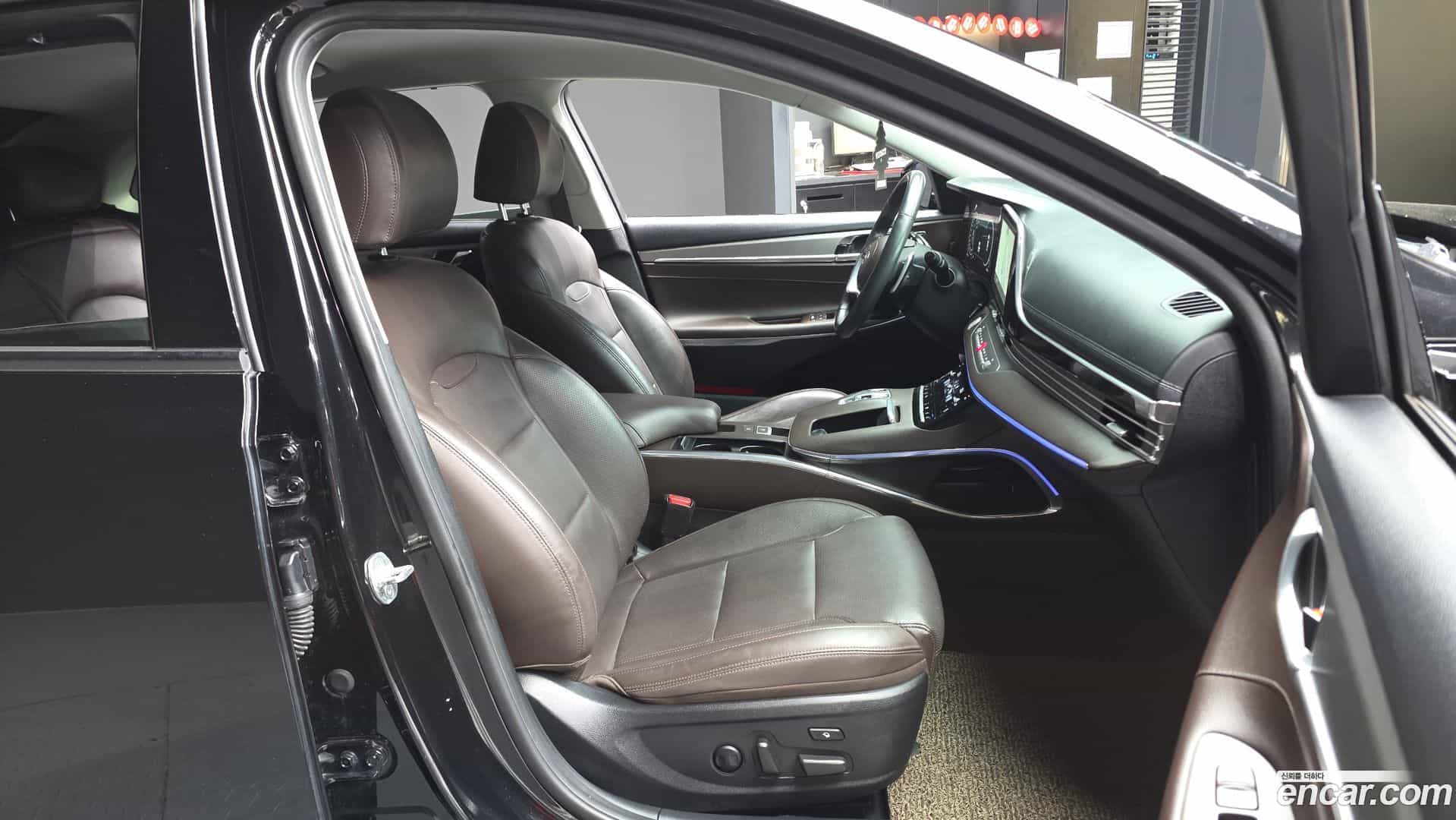 Grandeur Hyundai 2021.5-OPTION-015