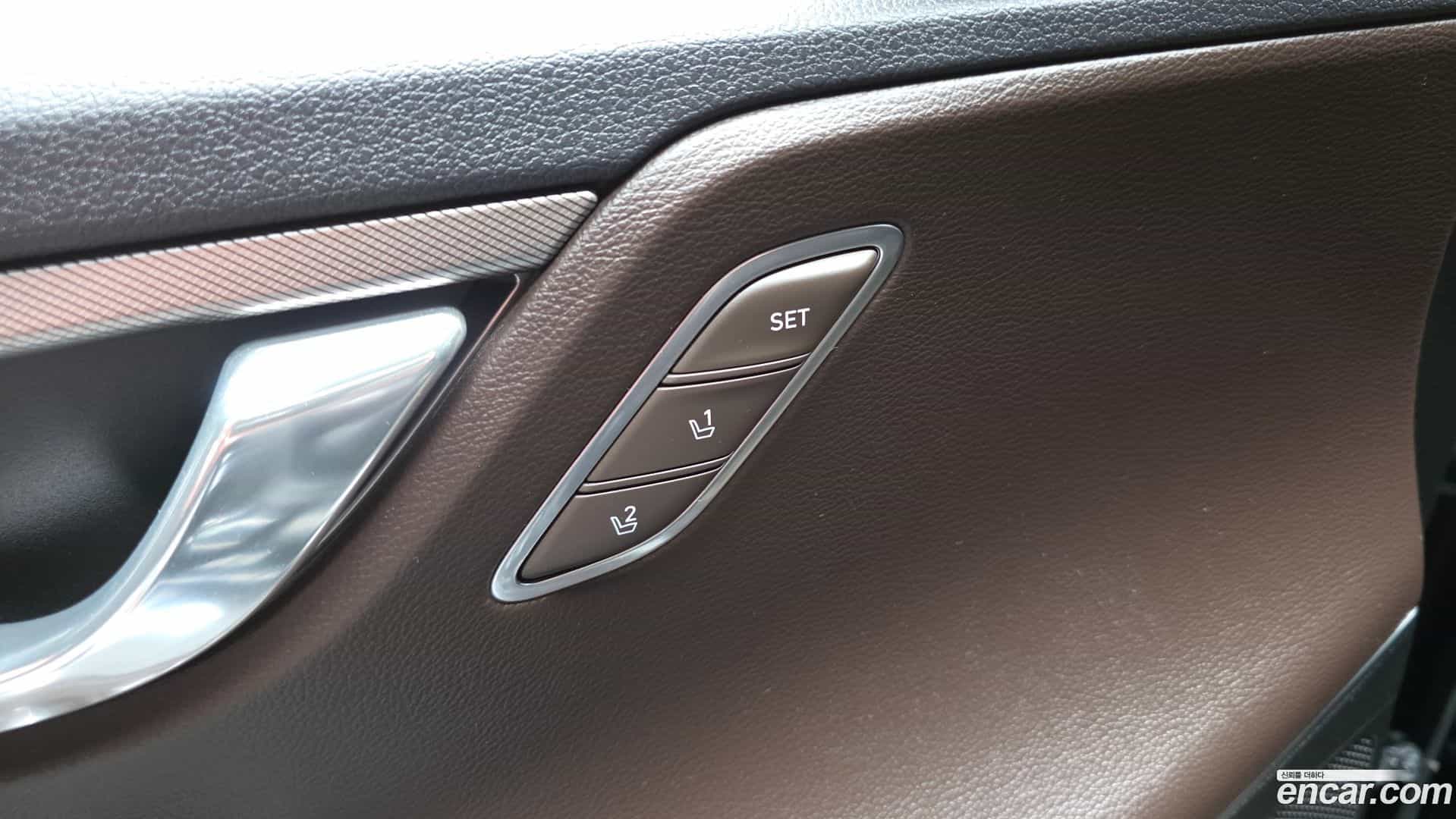 Grandeur Hyundai 2021.5-OPTION-023