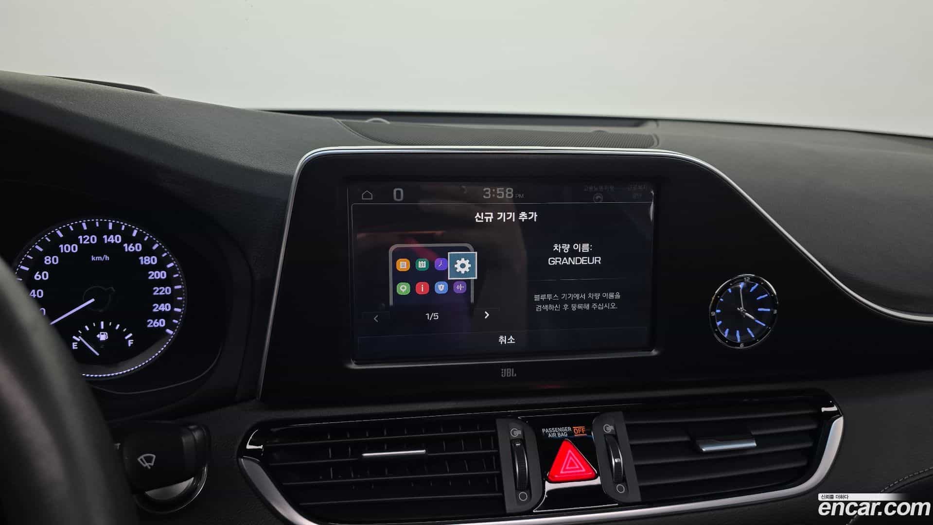 Grandeur Hyundai 2018.3-OPTION-043