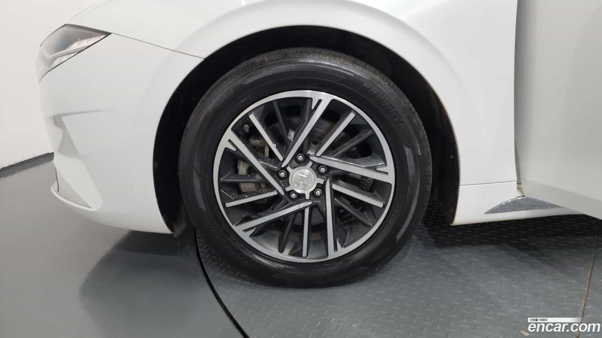Grandeur Hyundai 2020.11-OUTER-005