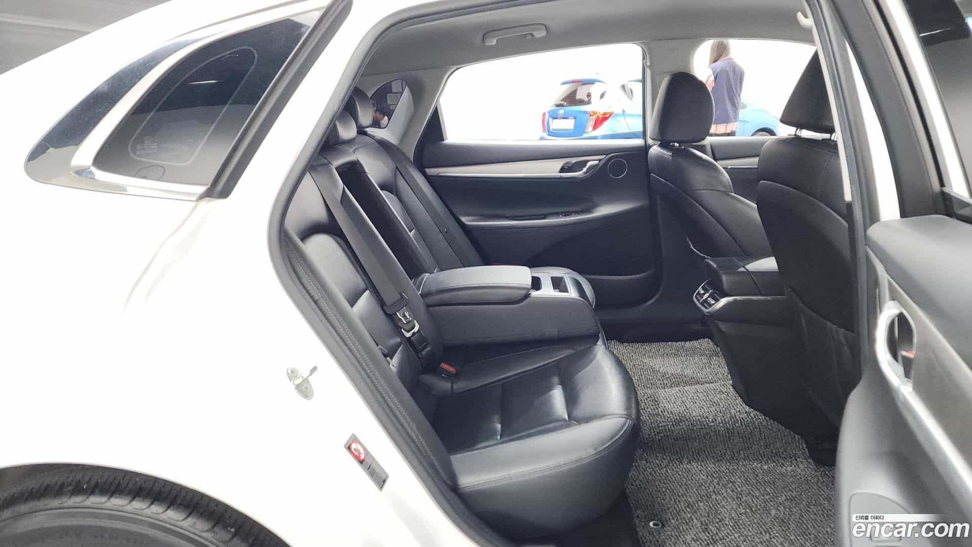 Grandeur Hyundai 2020.11-OPTION-015