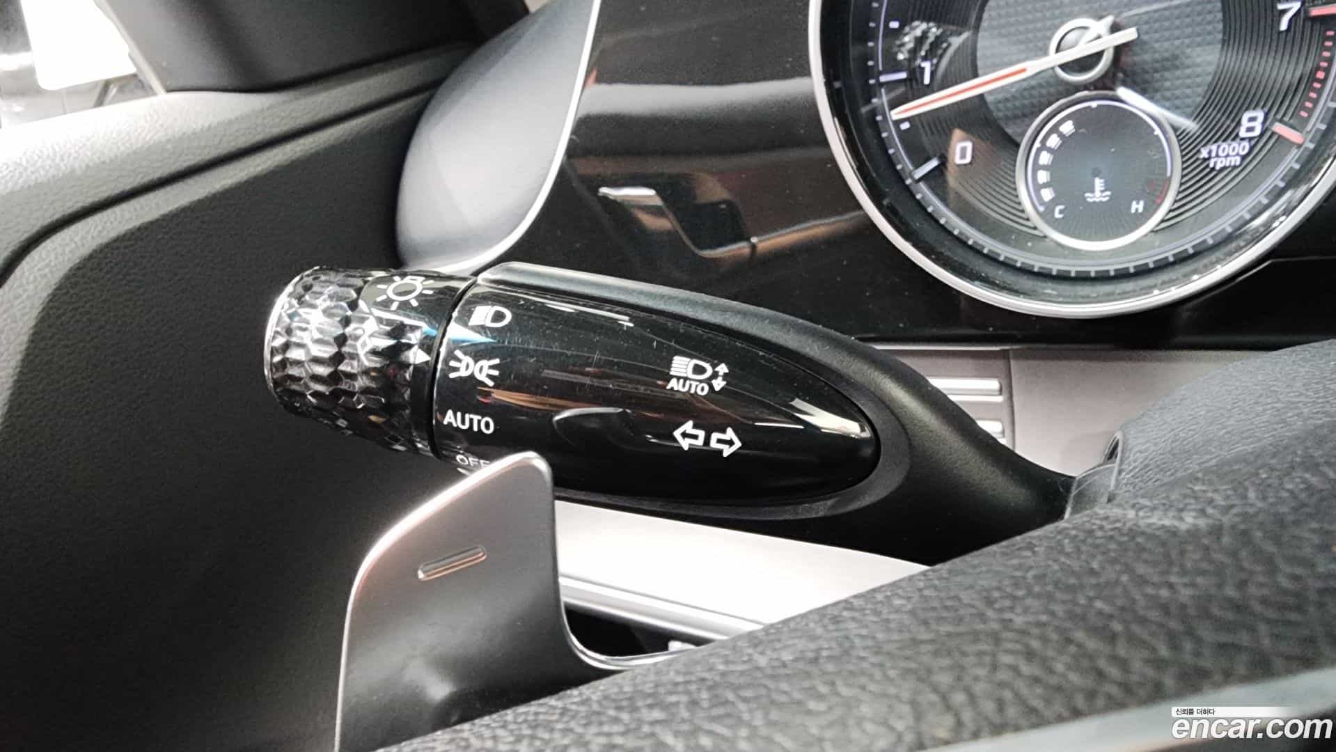 Grandeur Hyundai 2020.11-OPTION-047