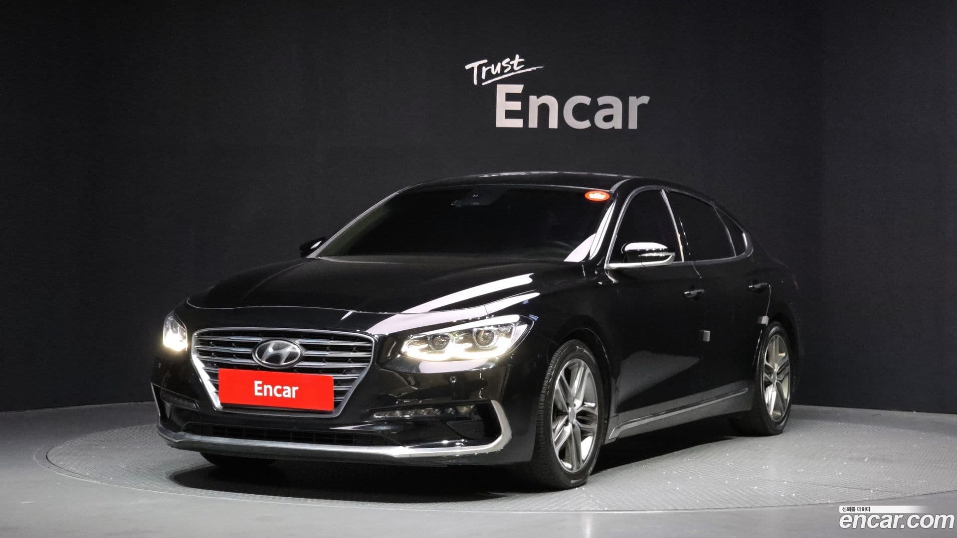 Main__Slider__Photo:Grandeur Hyundai 2017.0-0