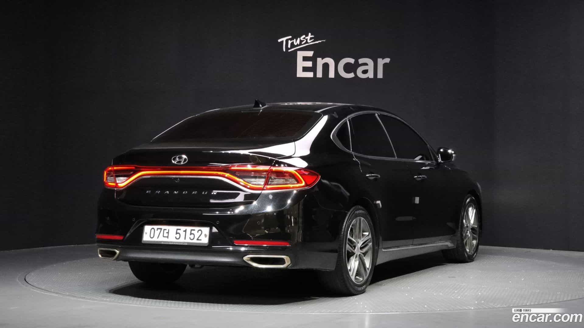Grandeur Hyundai 2017.0-OUTER-002