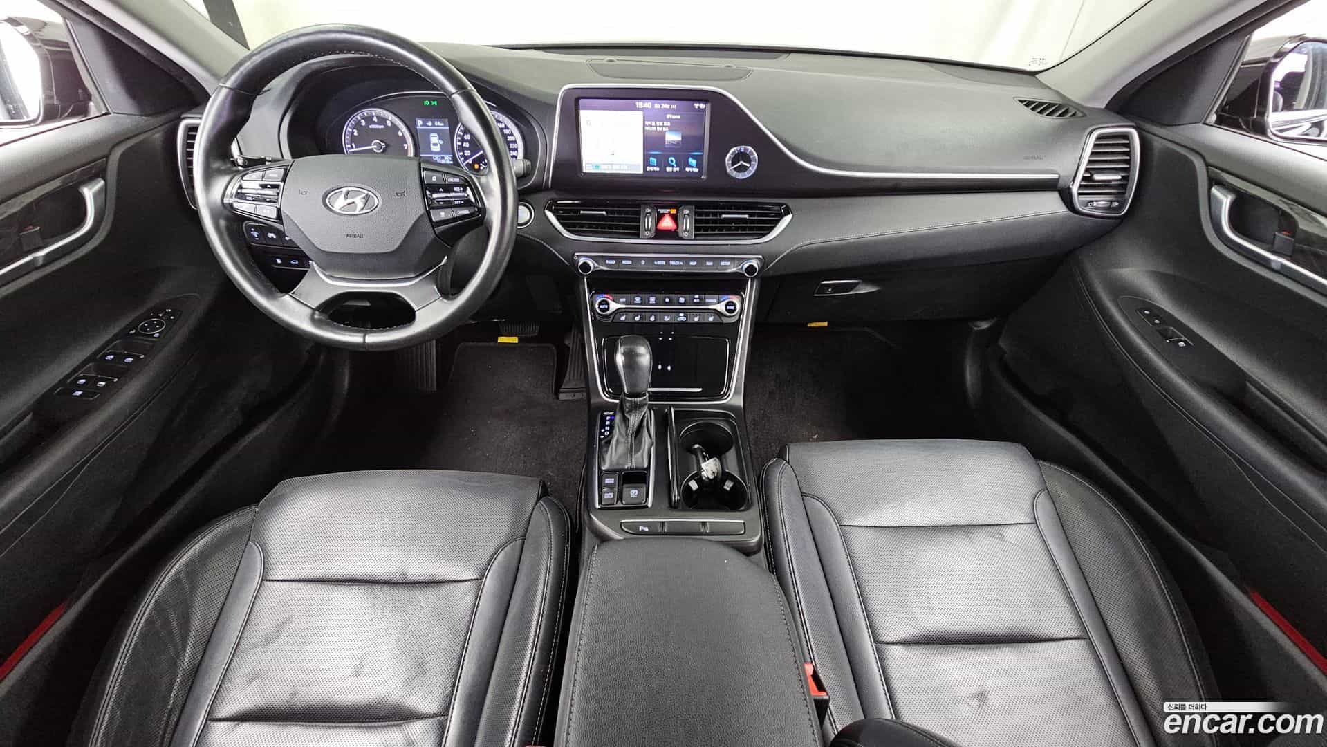 Grandeur Hyundai 2017.0-INNER-007