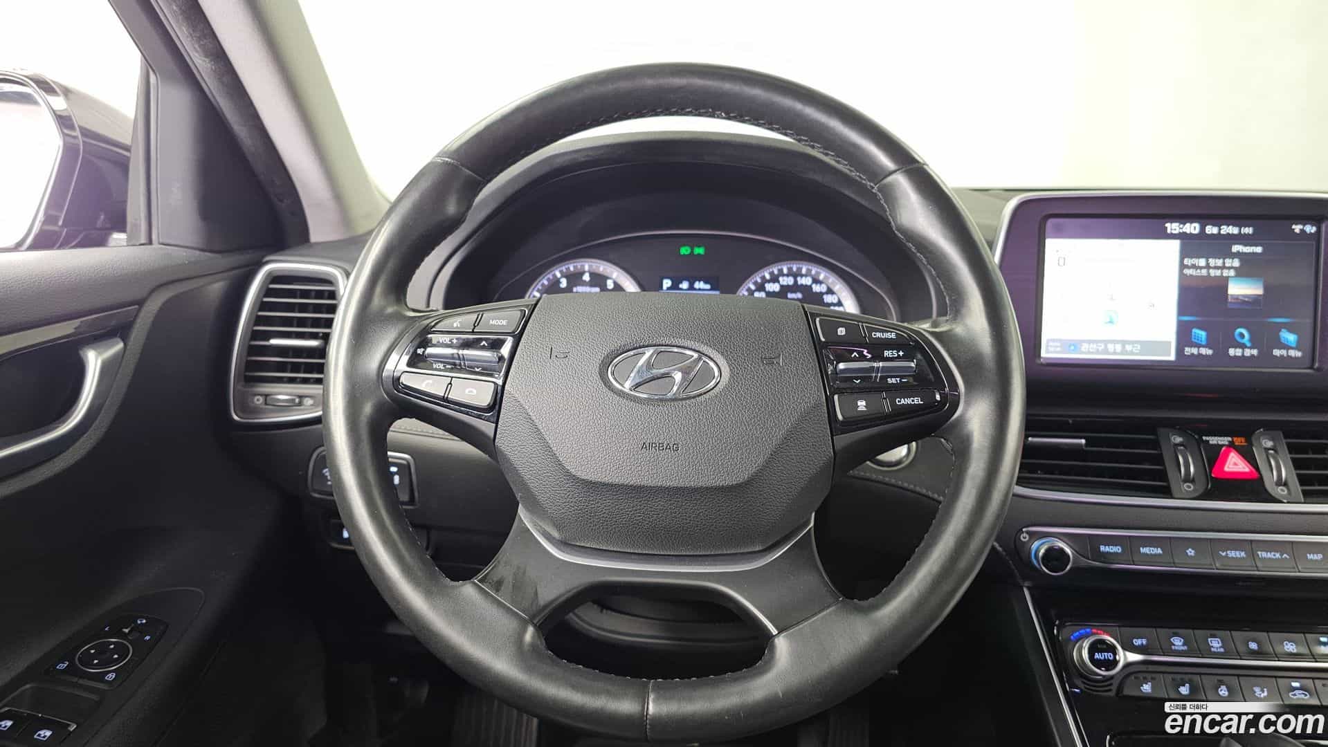 Grandeur Hyundai 2017.0-OPTION-017