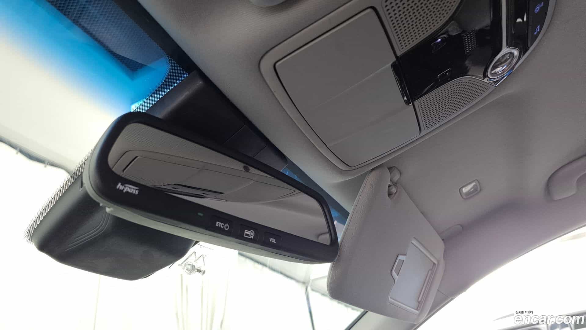 Grandeur Hyundai 2017.0-OPTION-021