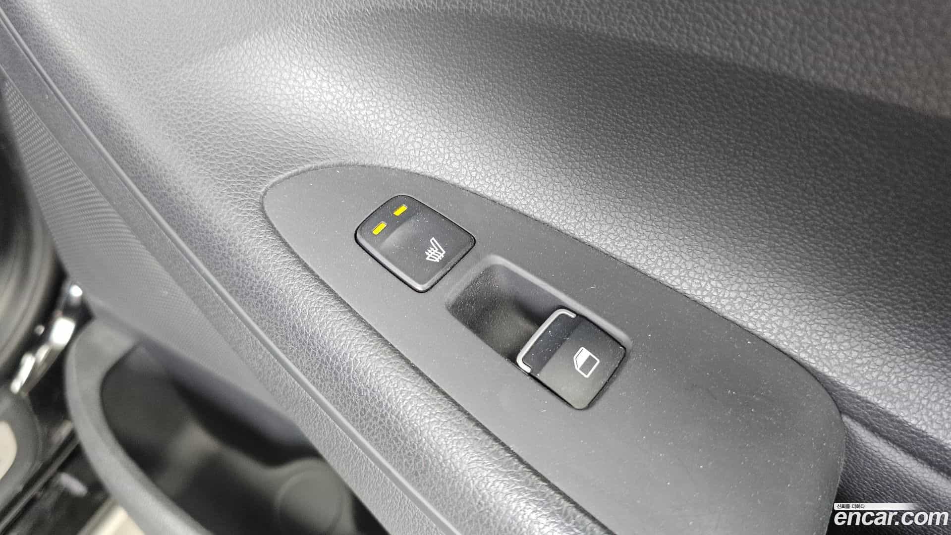 Grandeur Hyundai 2017.0-OPTION-023