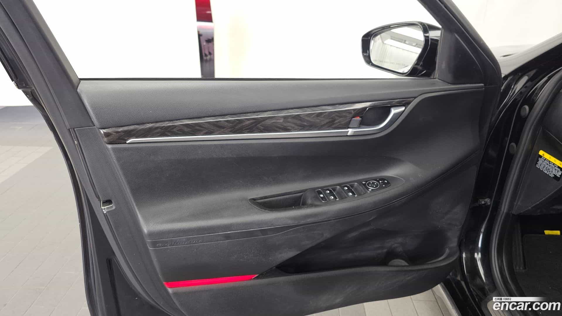 Grandeur Hyundai 2017.0-INNER-034