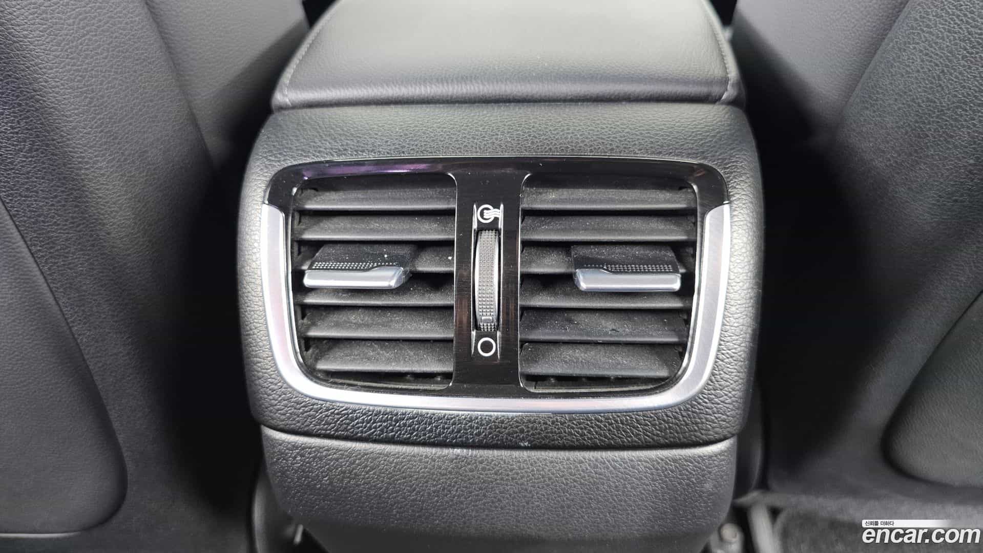 Grandeur Hyundai 2017.0-OPTION-042