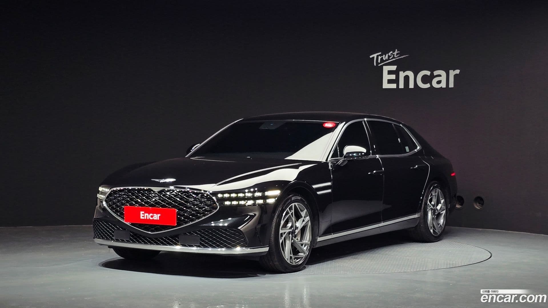 Main__Slider__Photo:G90 Genesis 2022.2-0
