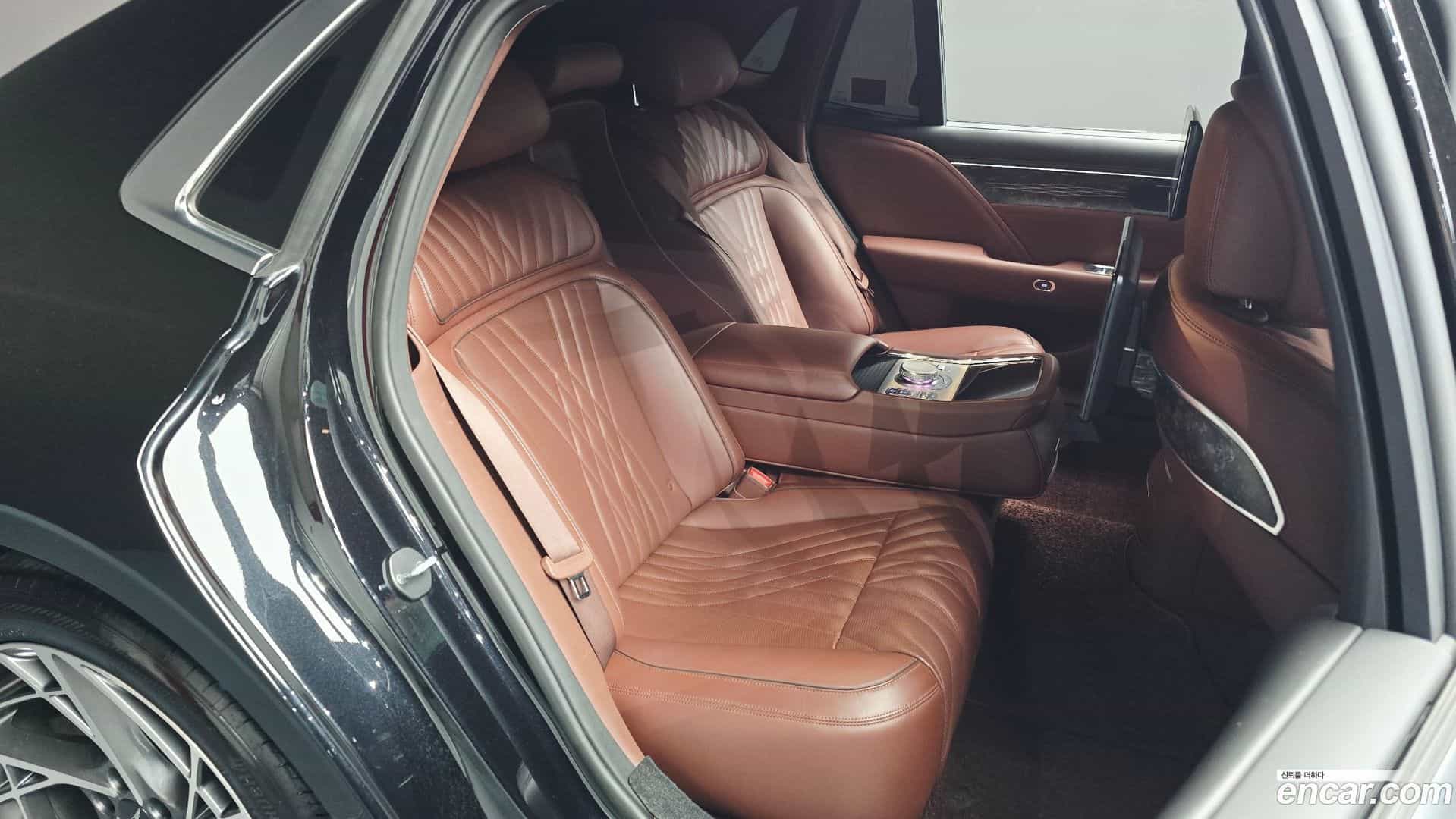 G90 Genesis 2022.2-INNER-036
