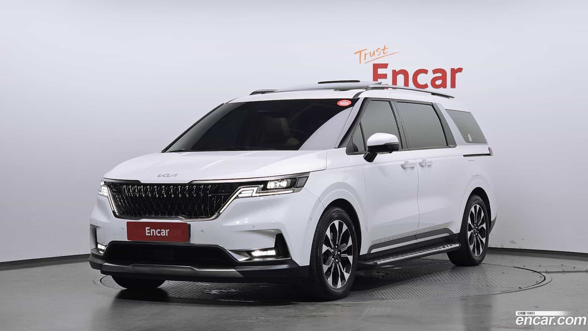 Canival Kia 2023.4-OUTER-001