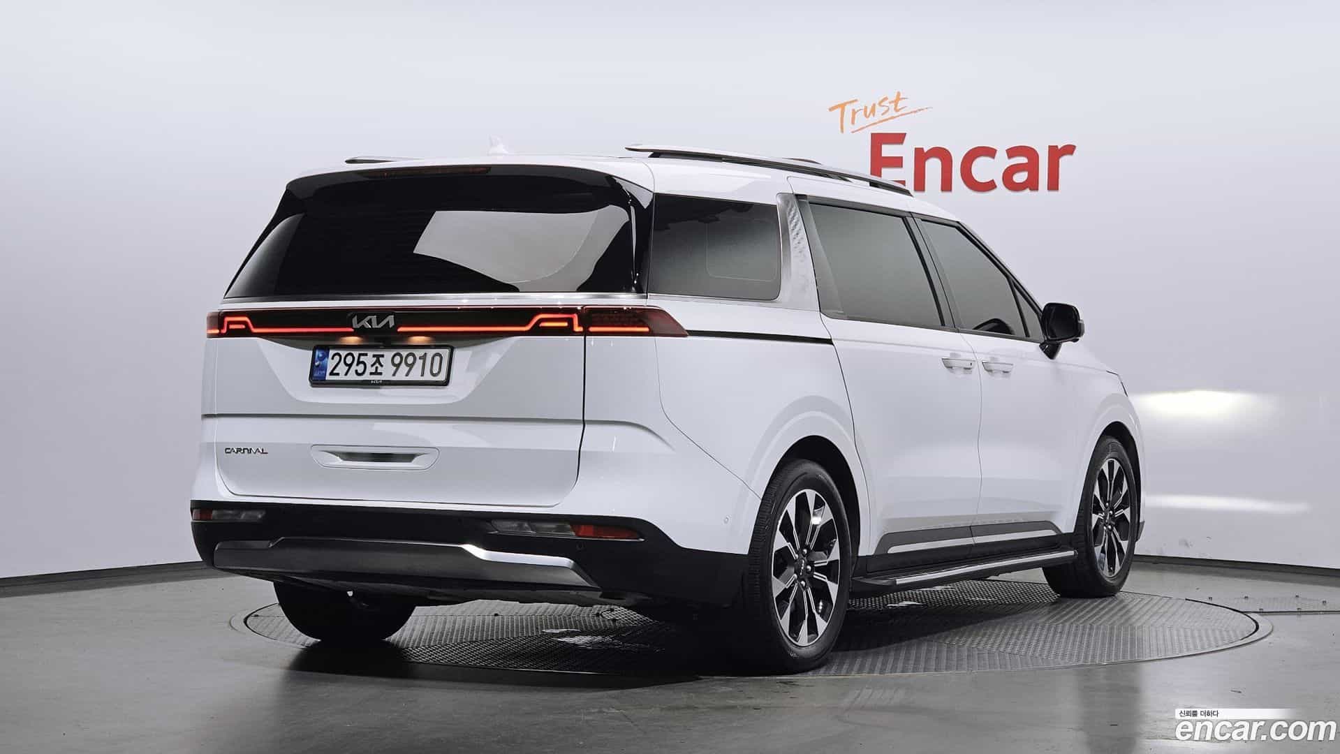 Canival Kia 2023.4-OUTER-002