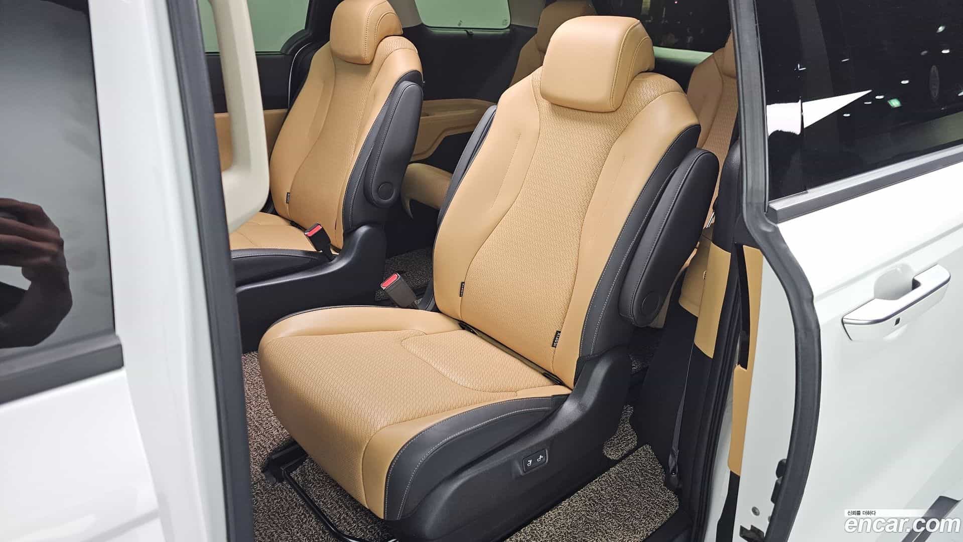 Canival Kia 2023.4-OPTION-016