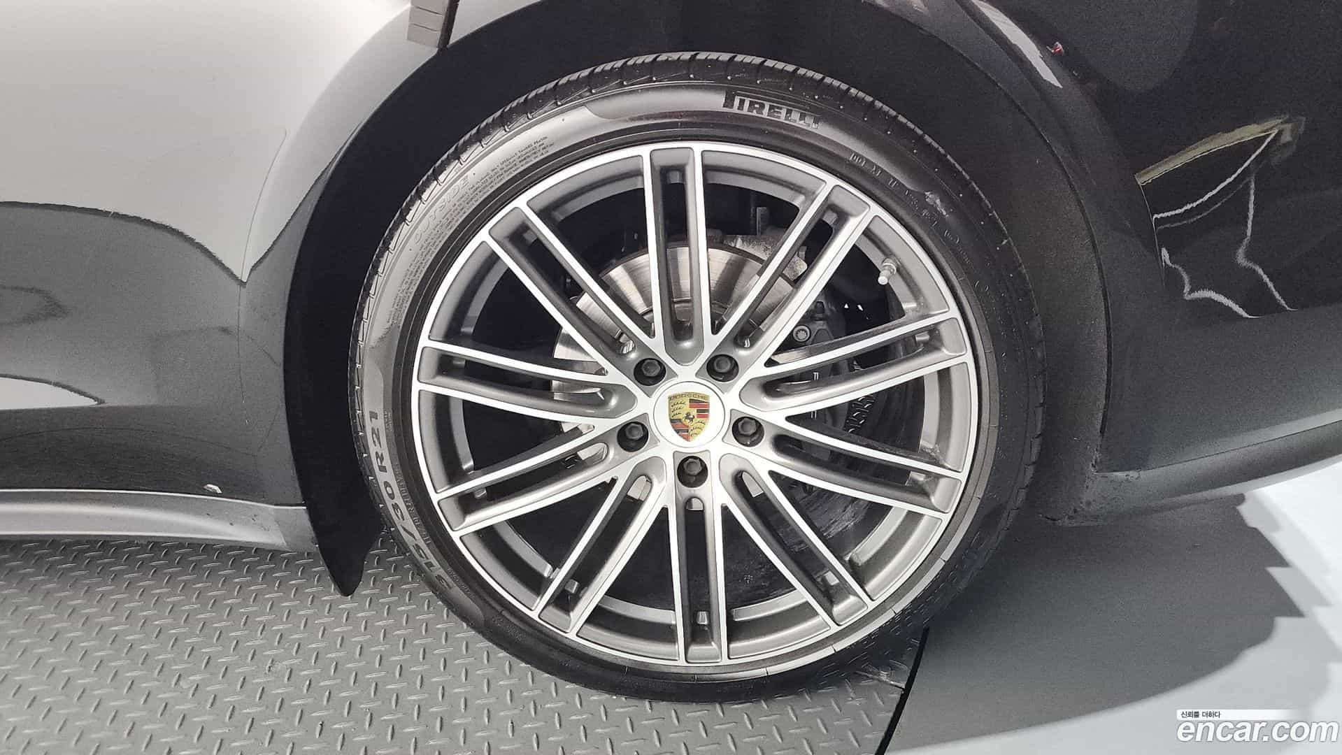 Panamera Porsche 2021.5-OUTER-031