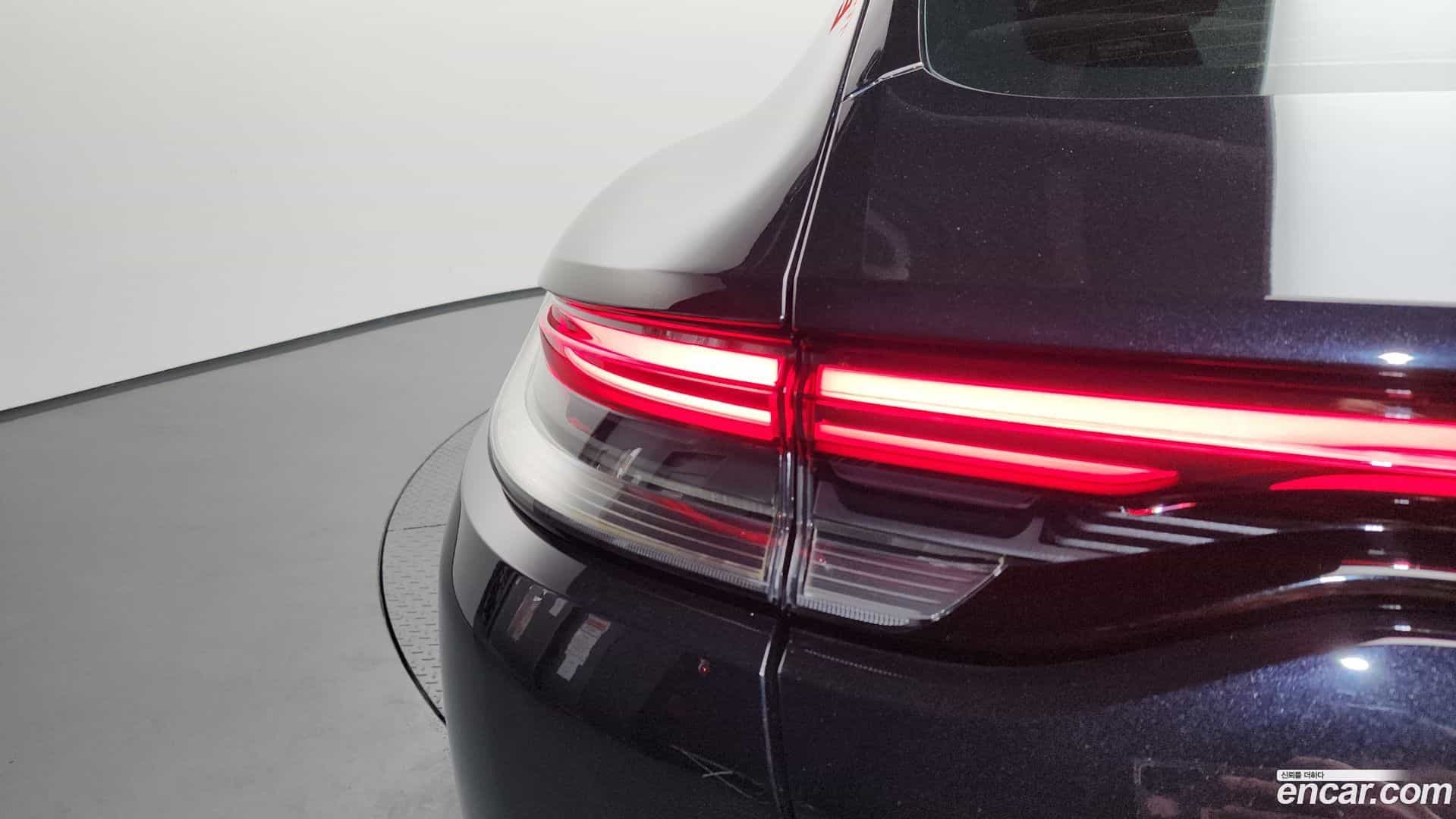 Panamera Porsche 2021.5-OUTER-033