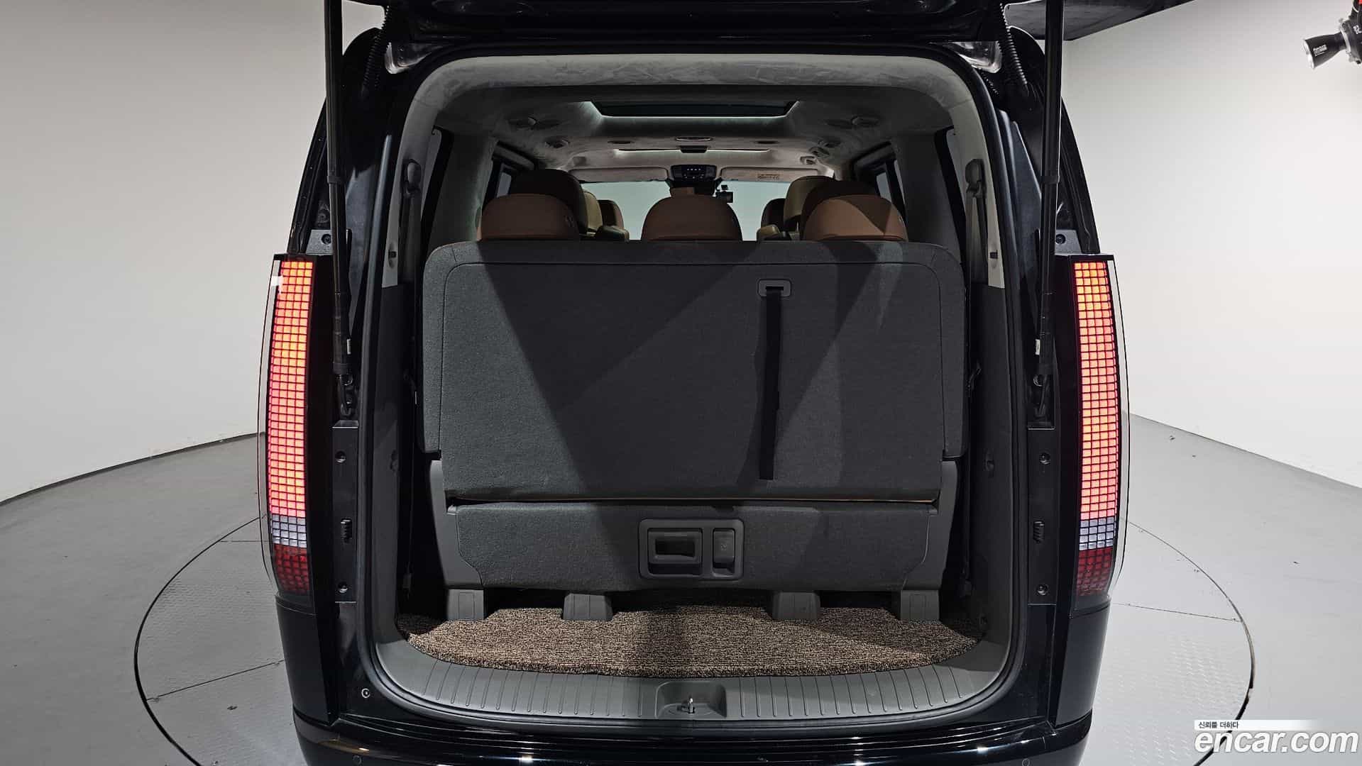 Staria Hyundai 2024.5-OPTION-024