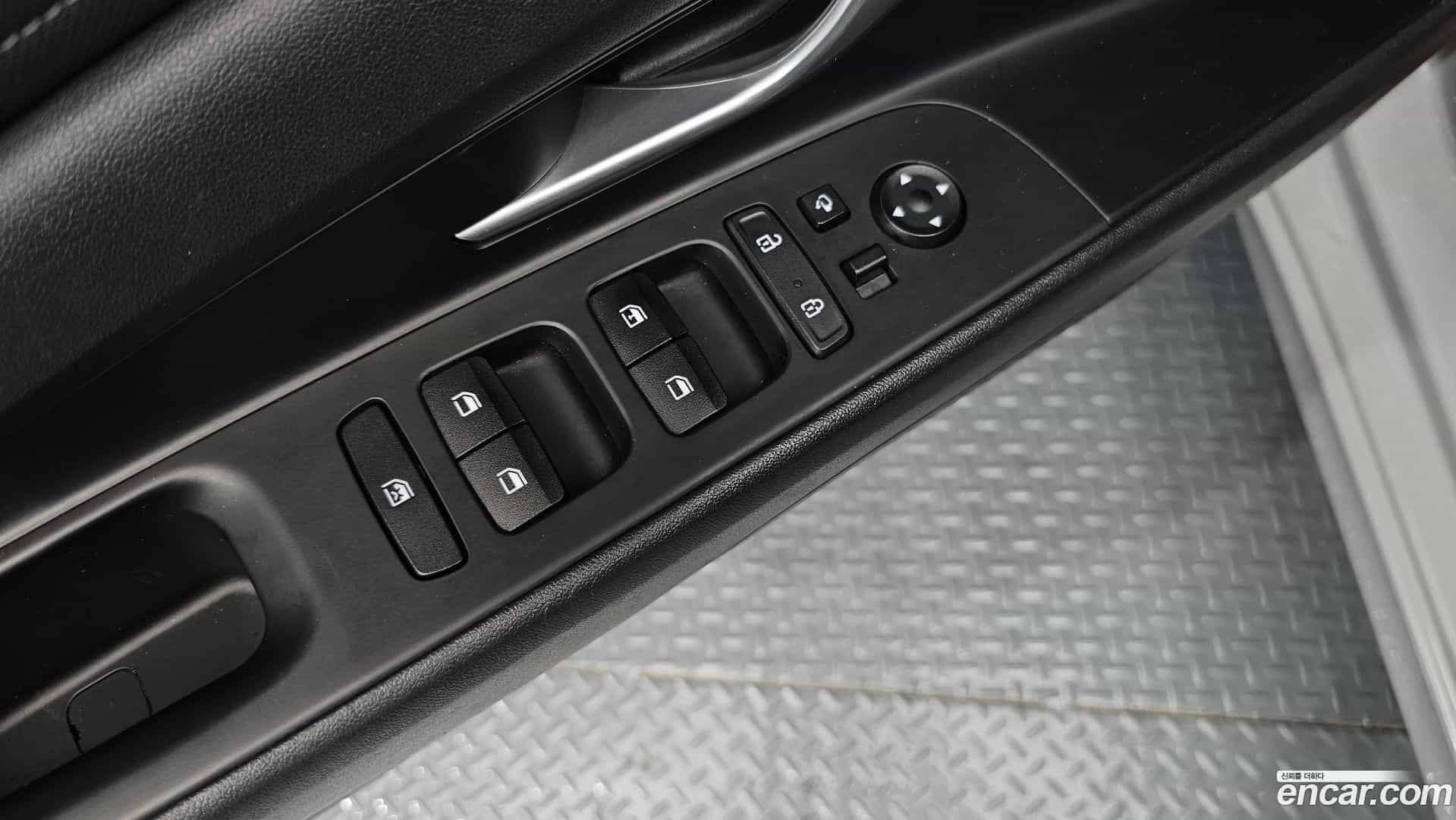 AVANTE Hyundai 2020.11-OPTION-024