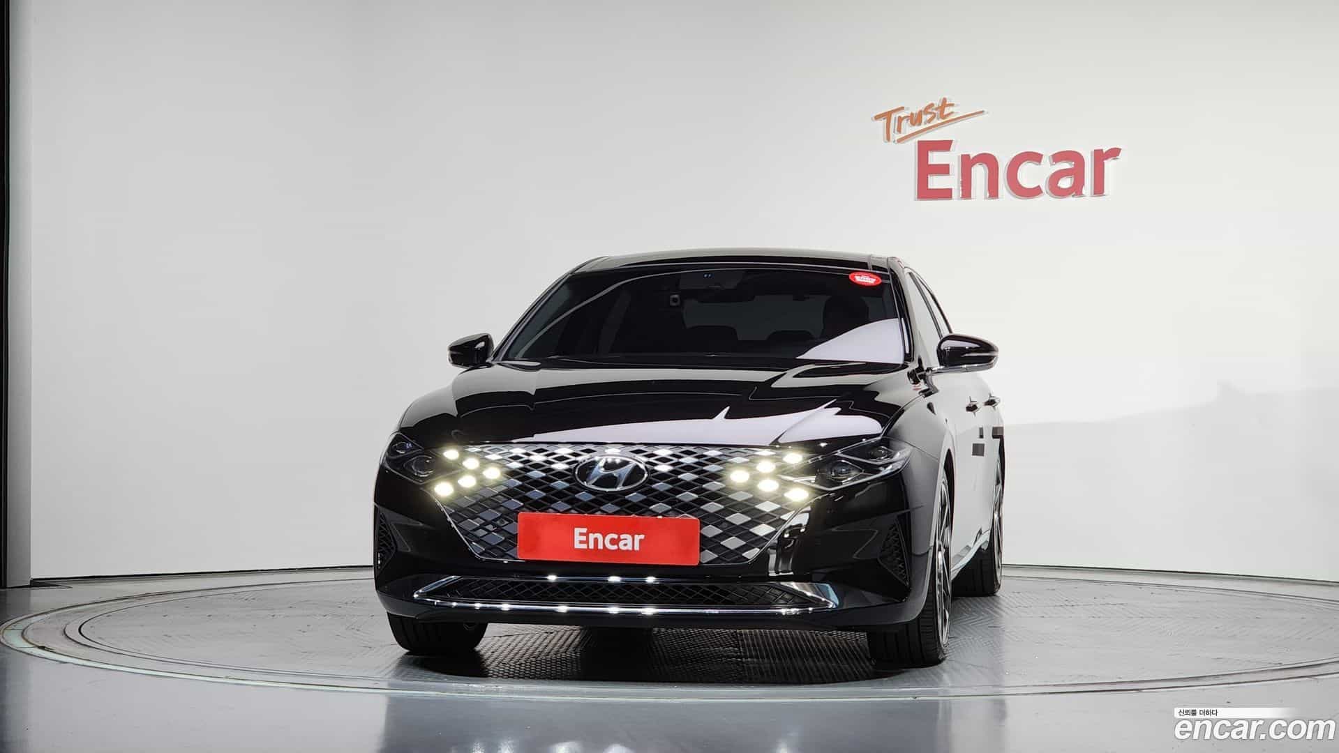 Grandeur Hyundai 2020.5-OUTER-003