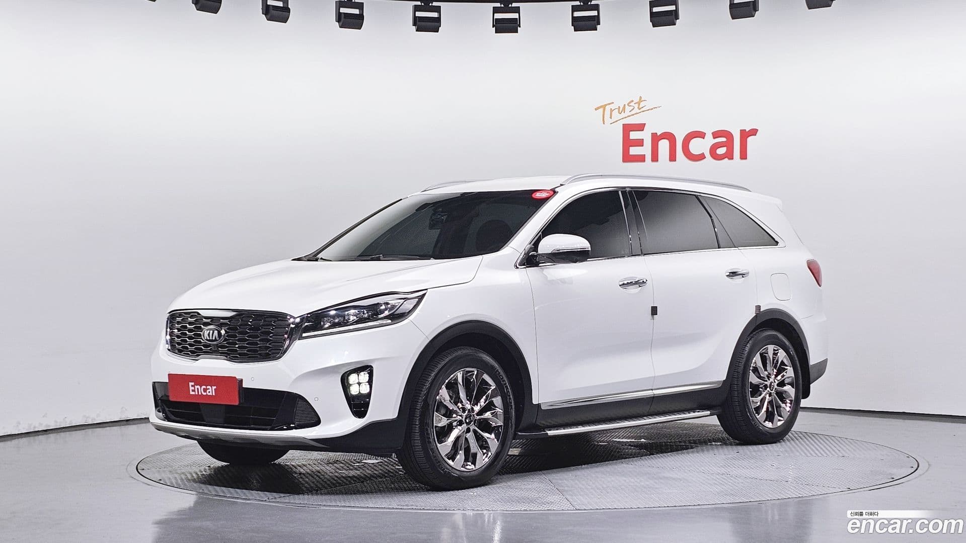 Main__Slider__Photo:Sorento Kia 2019.11-0