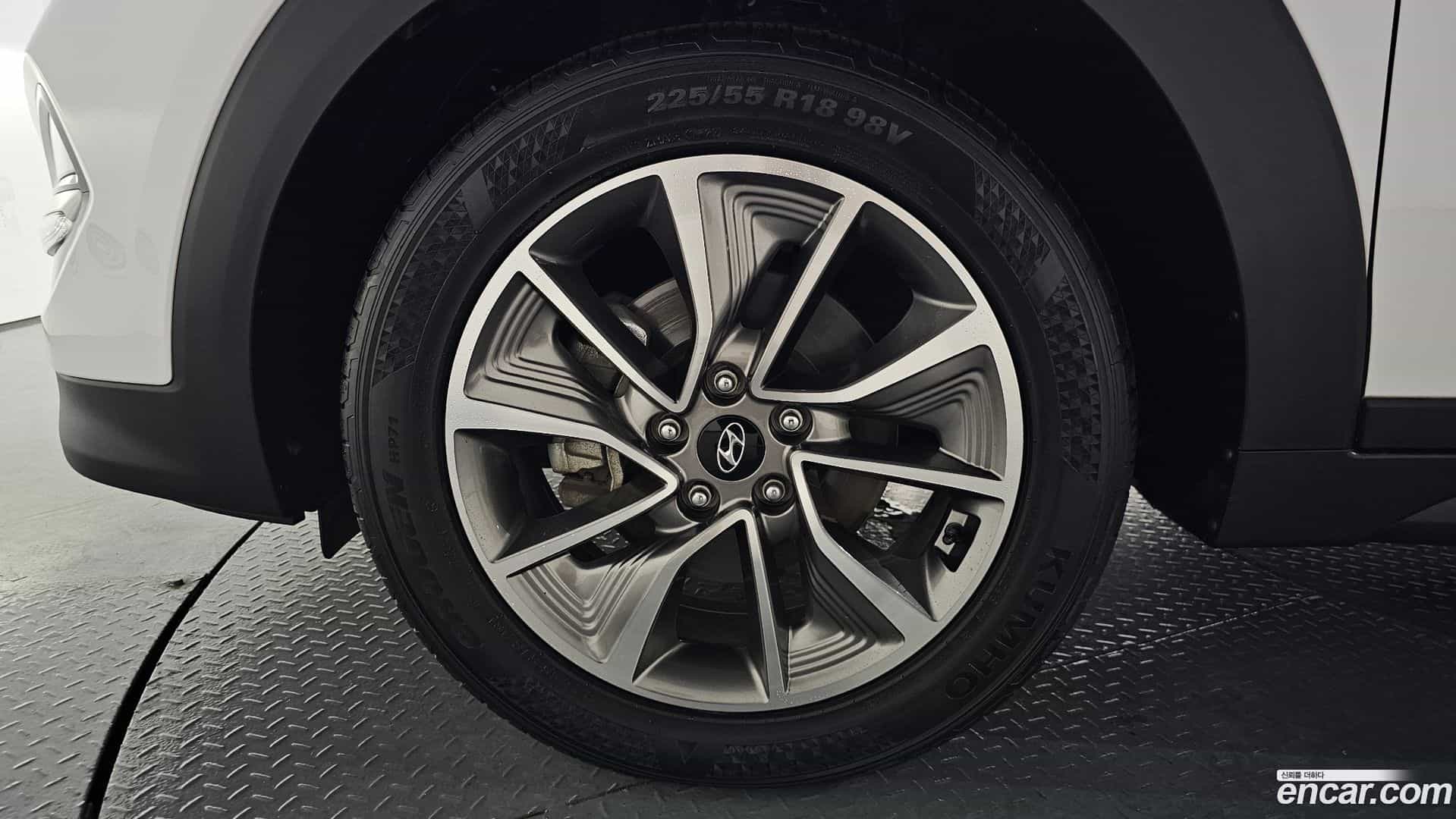 Tucson Hyundai 2018.6-OUTER-005