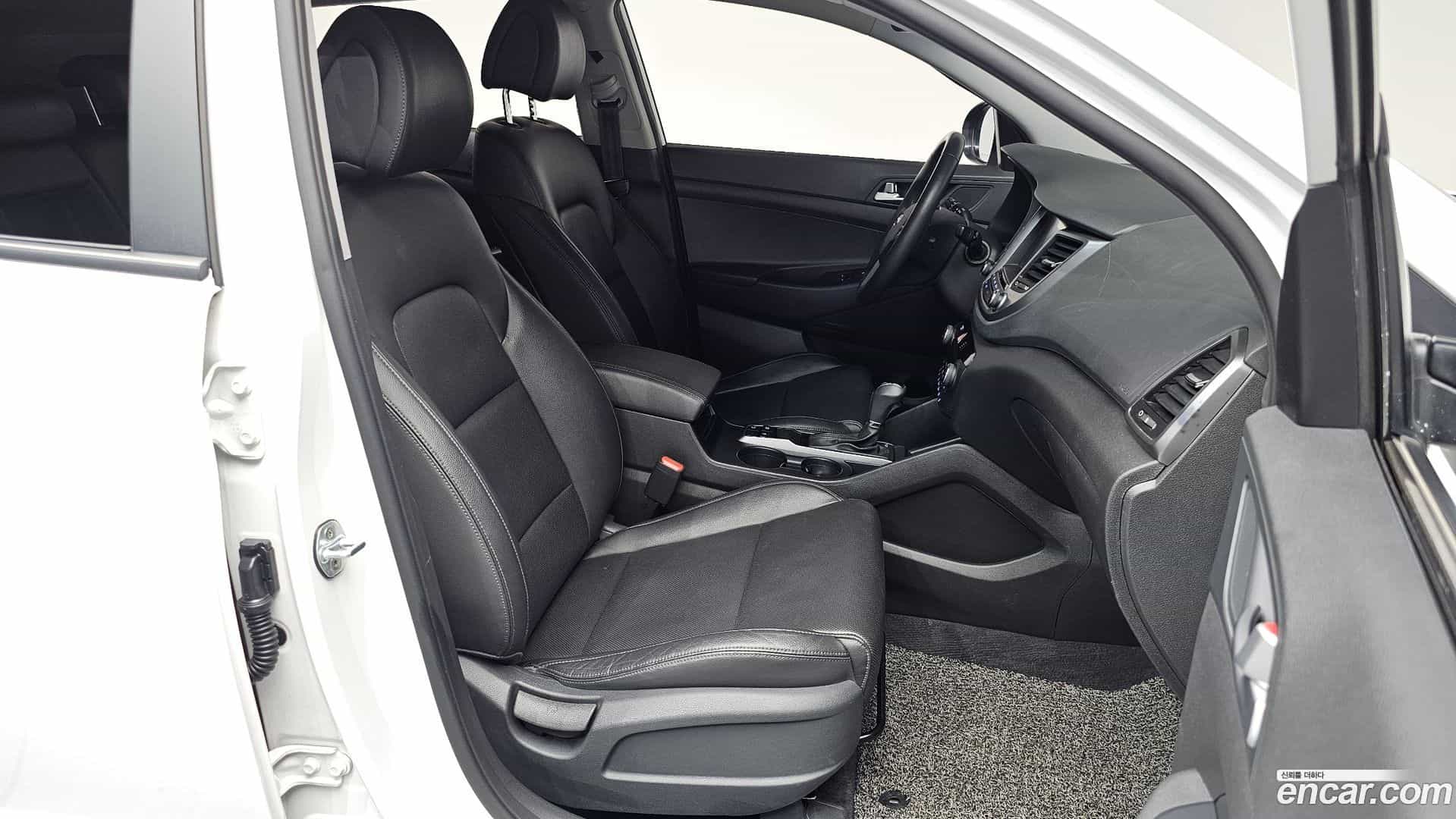 Tucson Hyundai 2018.6-INNER-036