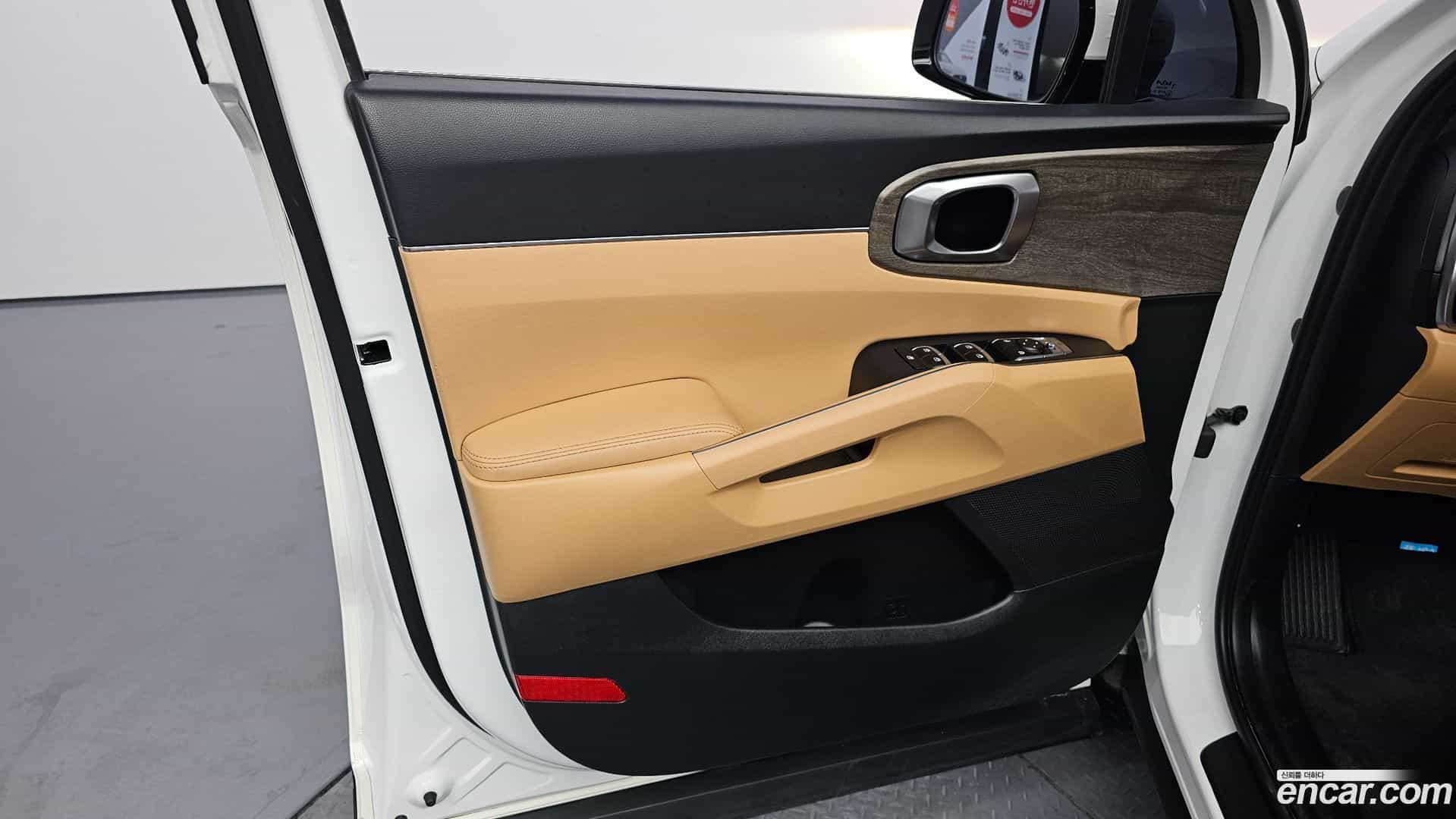 Sorento Kia 2022.6-INNER-034
