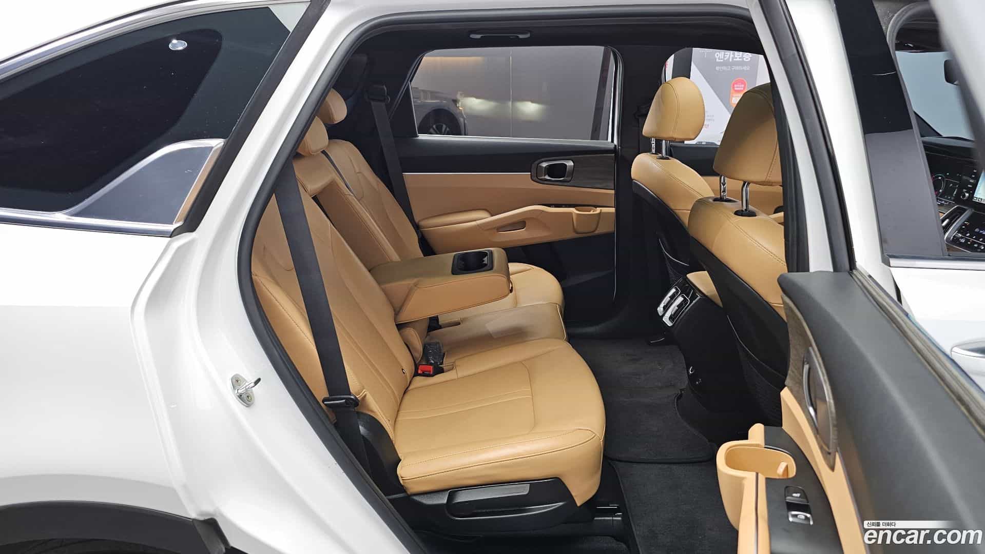 Sorento Kia 2022.6-INNER-036