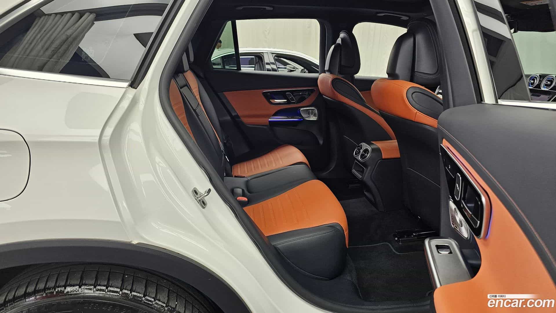 GLC-Class Mercedes-Benz 2025.5-OPTION-016