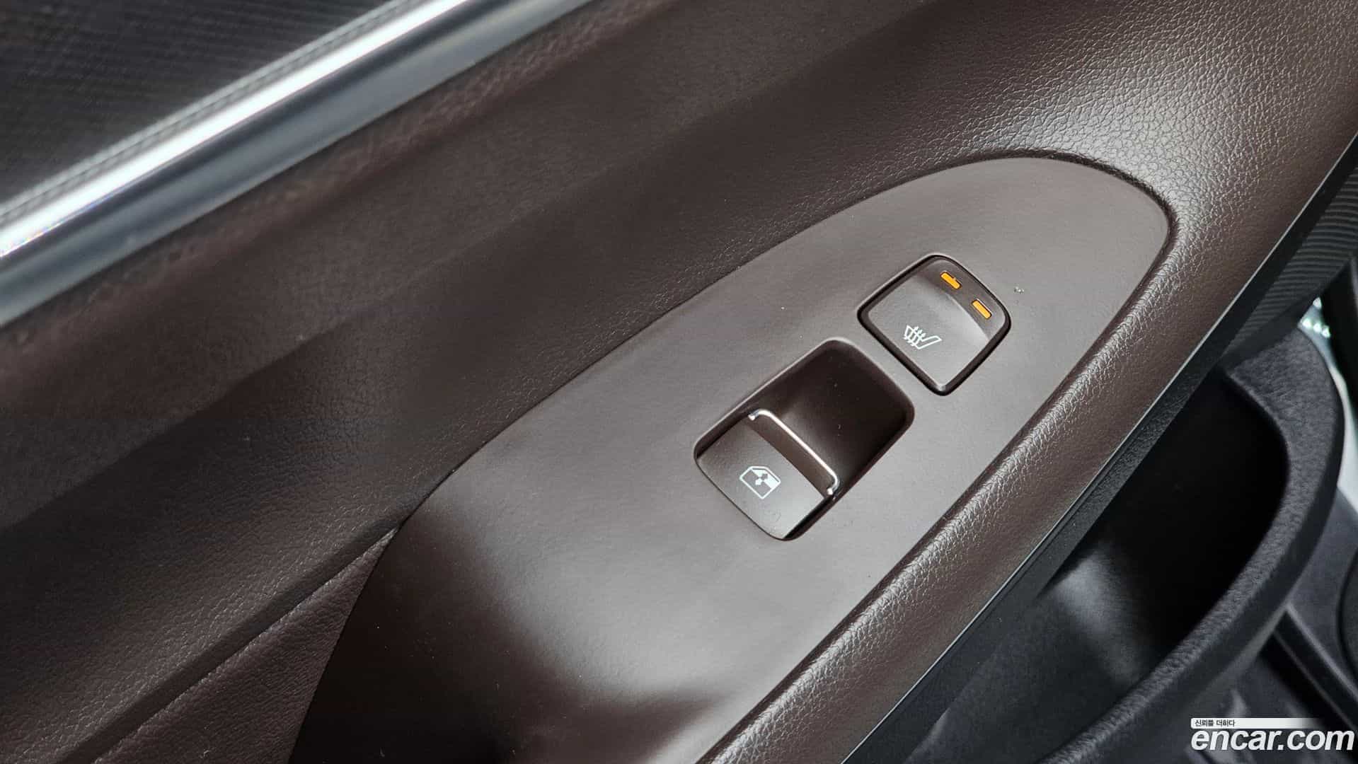 Grandeur Hyundai 2021.3-OPTION-024