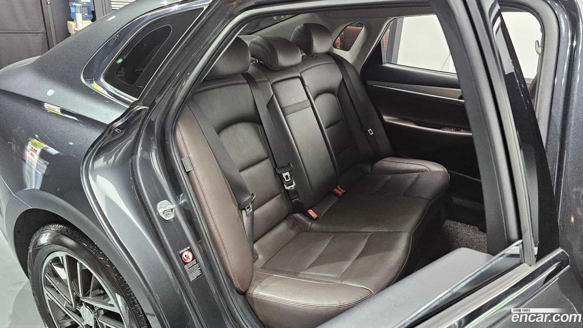 Grandeur Hyundai 2021.3-INNER-036