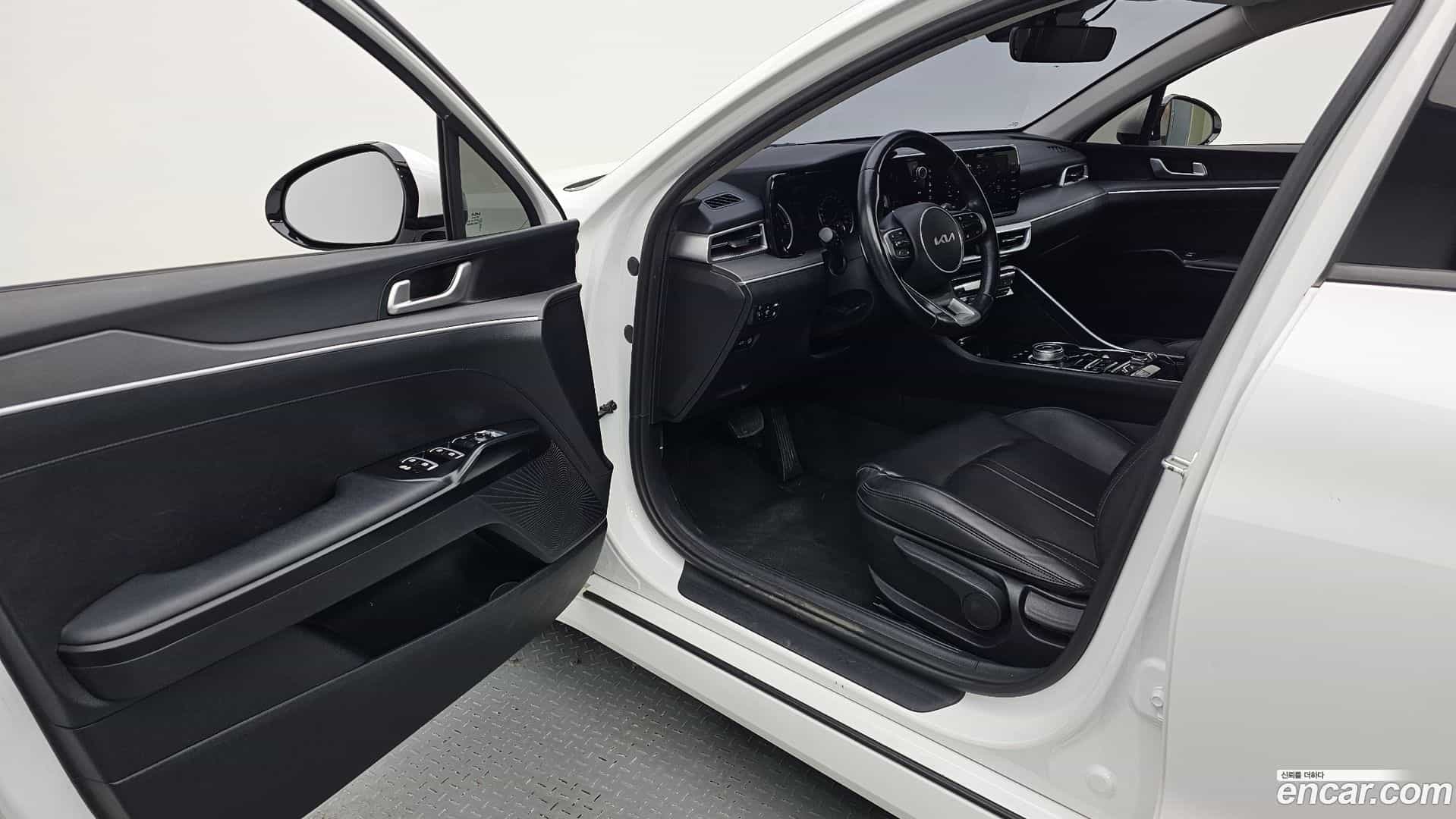 K5 Kia 2022.11-INNER-010