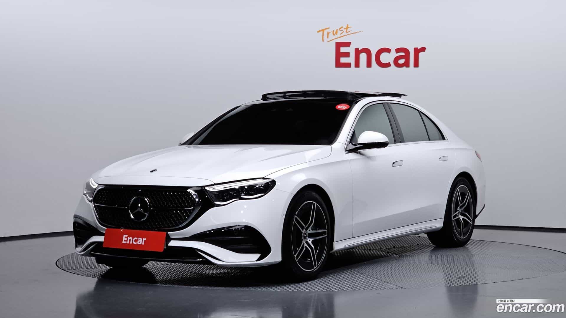 E-Class Mercedes-Benz 2024.5-OUTER-001