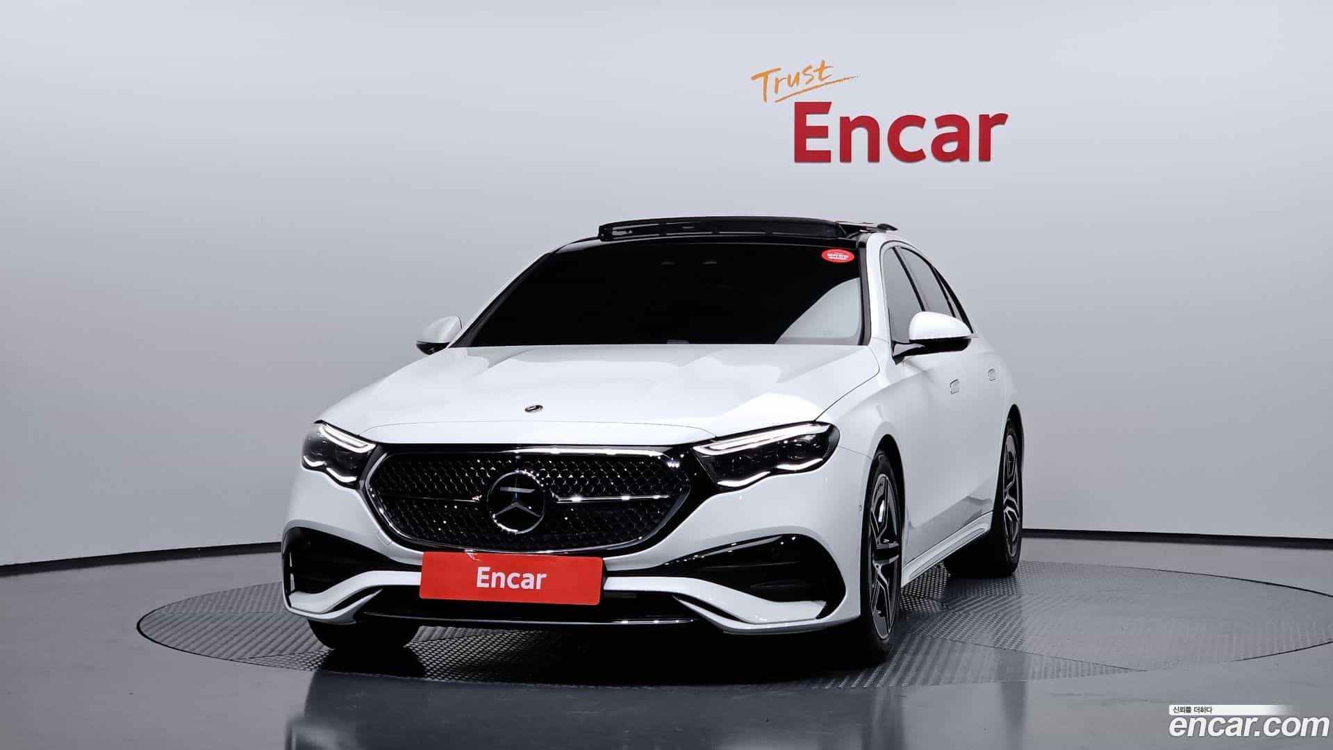 E-Class Mercedes-Benz 2024.5-OUTER-003