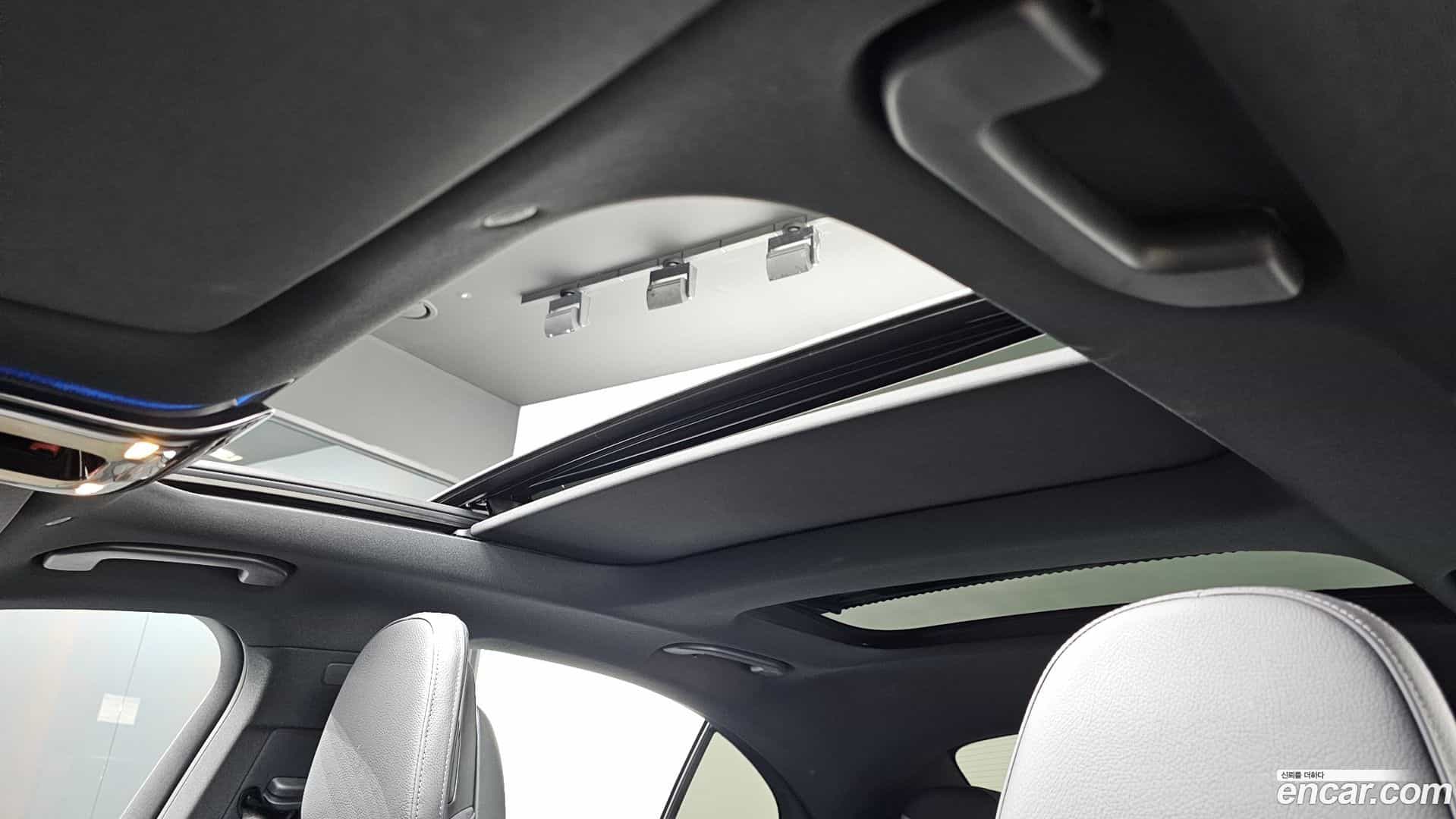 E-Class Mercedes-Benz 2024.5-OPTION-044