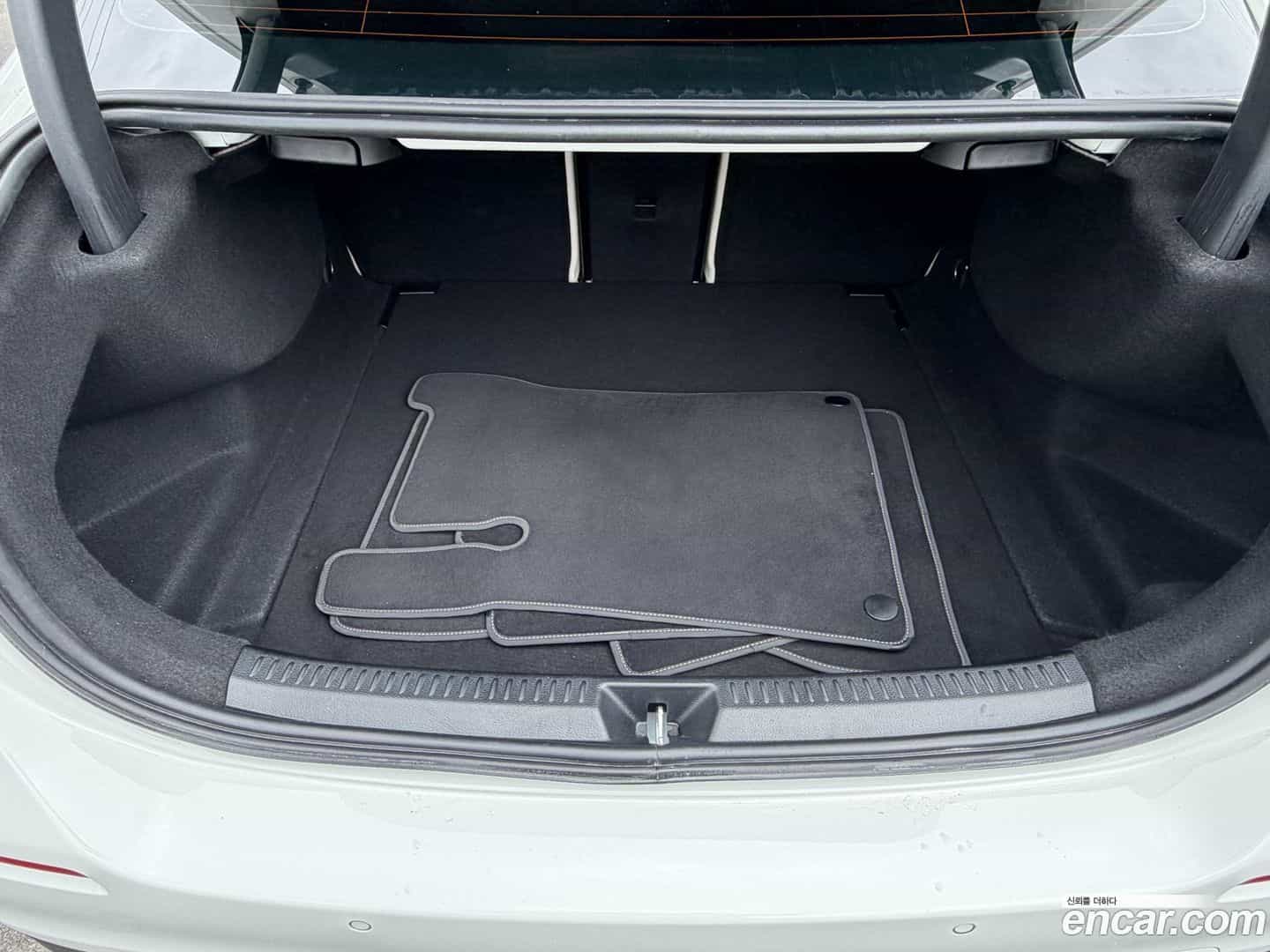 A-Class Mercedes-Benz 2024.7-OPTION-017