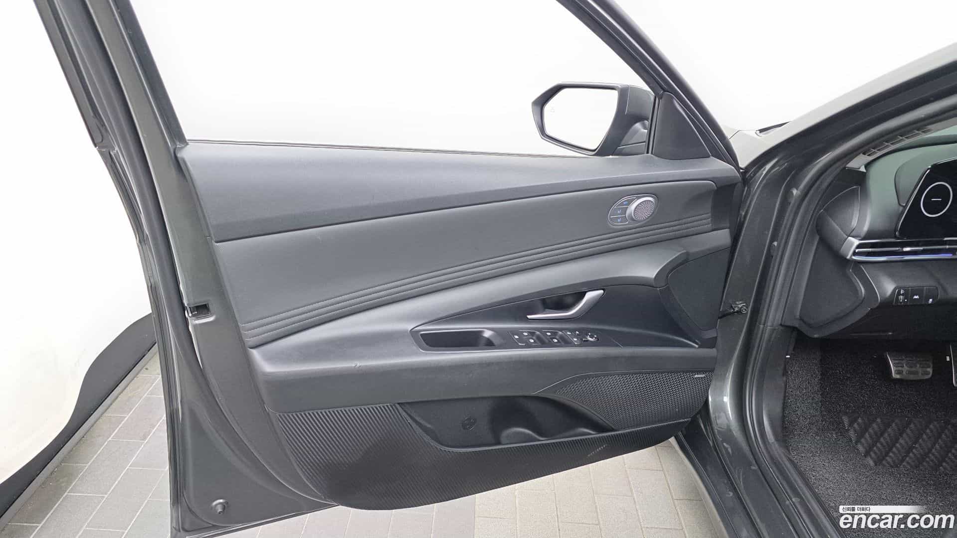 AVANTE Hyundai 2020.5-INNER-034